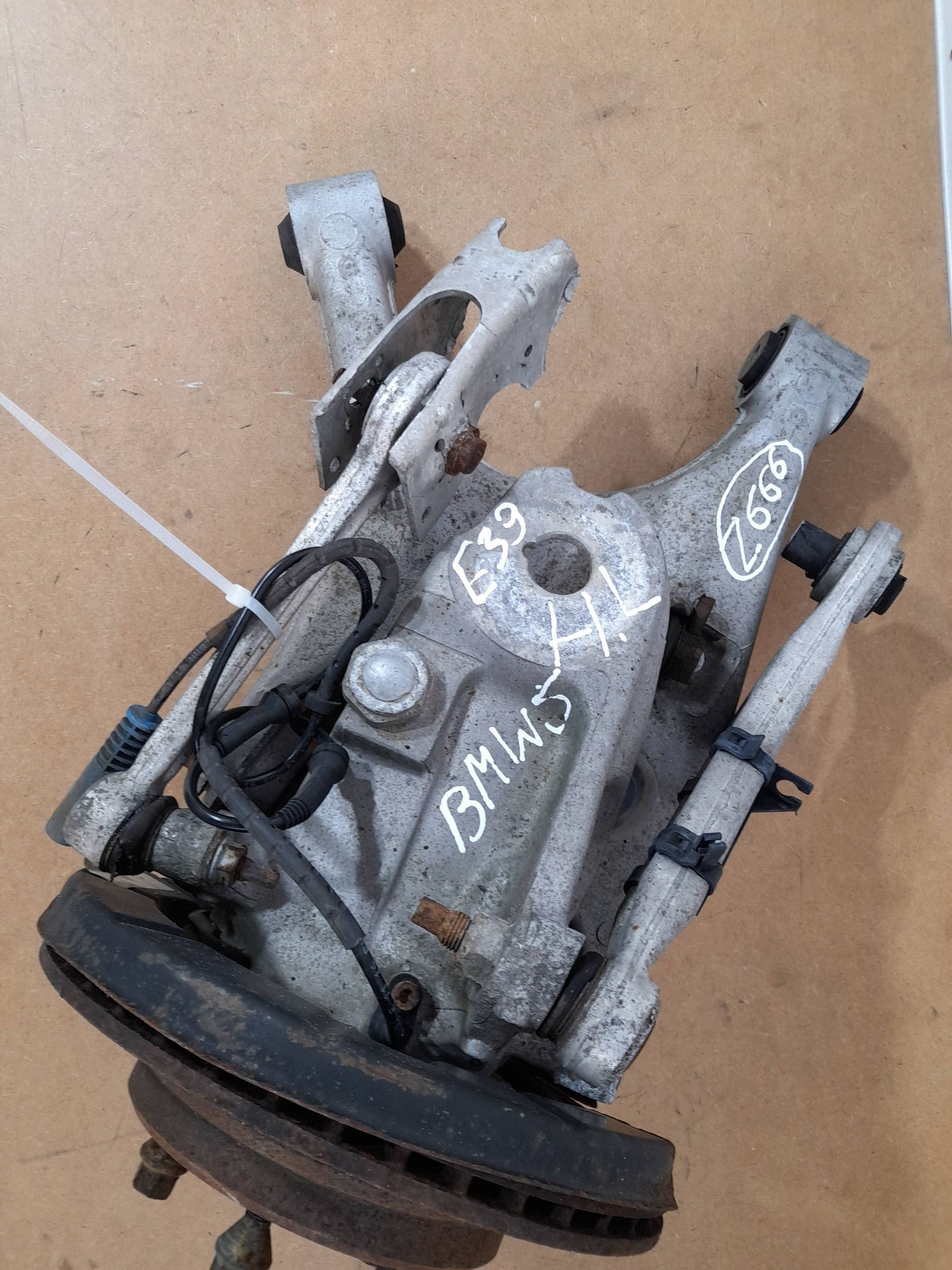 BMW 5 E39 3,0D swing rear left (Z666)