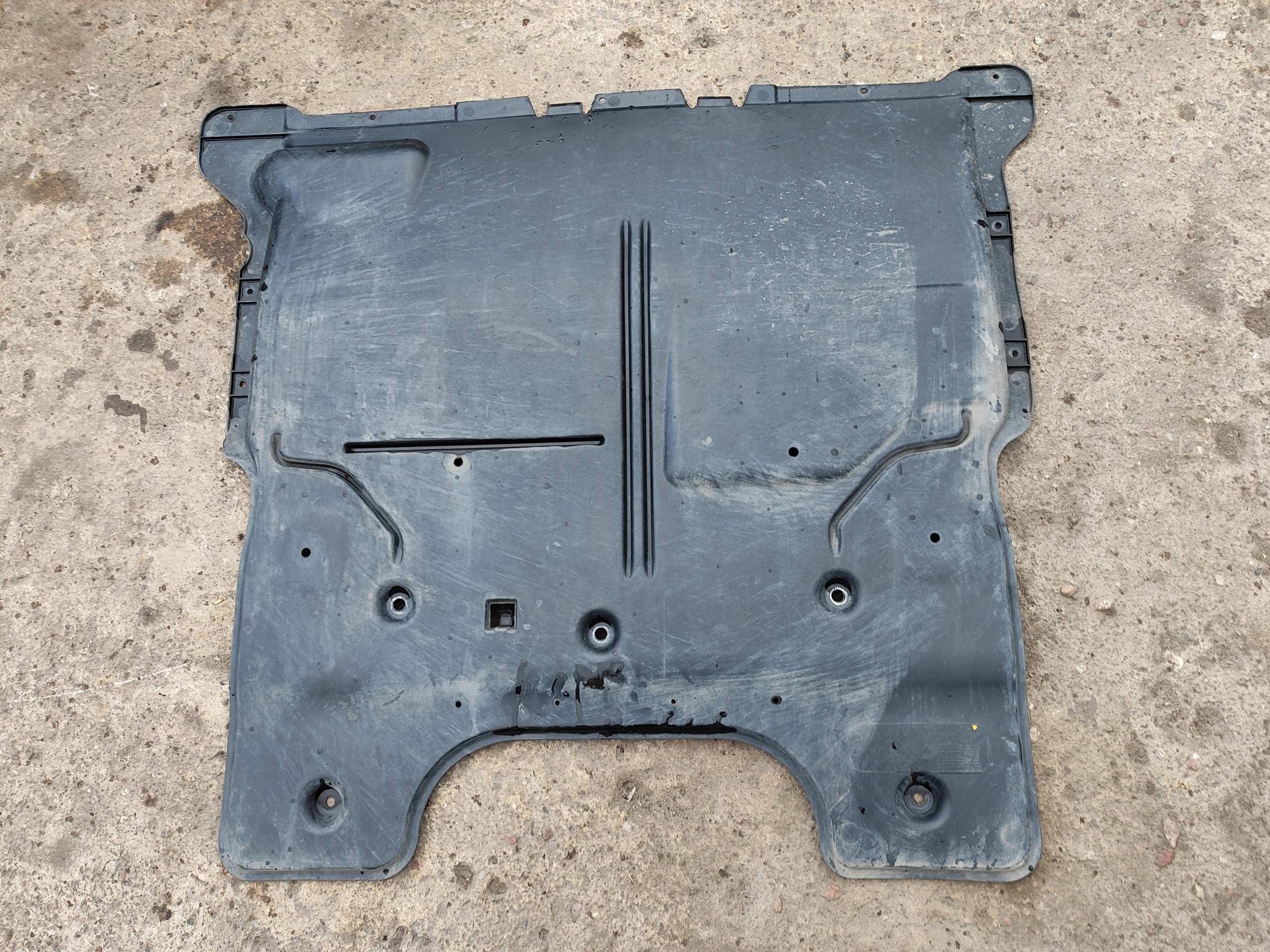 POLO IV IBIZA V SKODA OSŁONA POD SILNIK 2Q0825236G