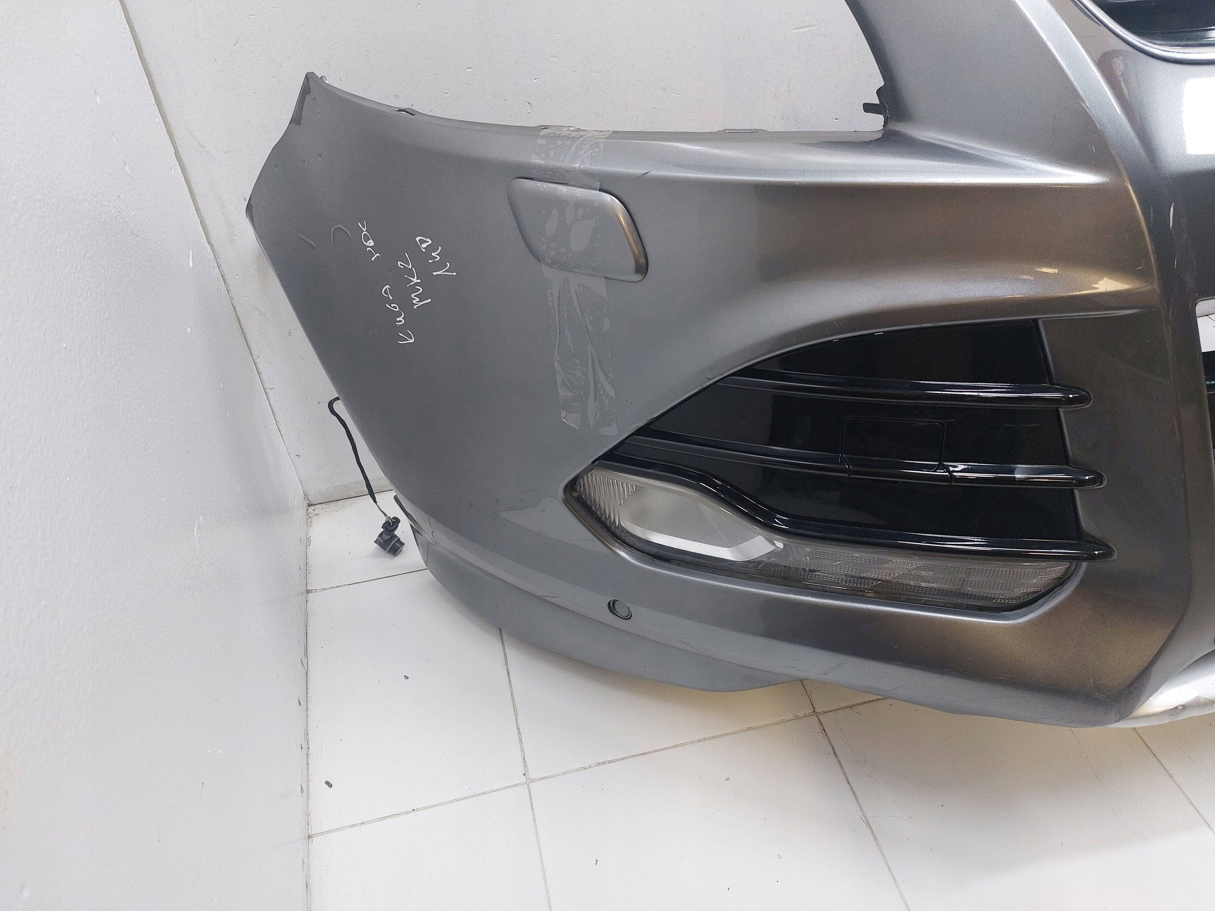 FORD KUGA MK2 13-16r bumper front 6X PDC washers complete colour MD