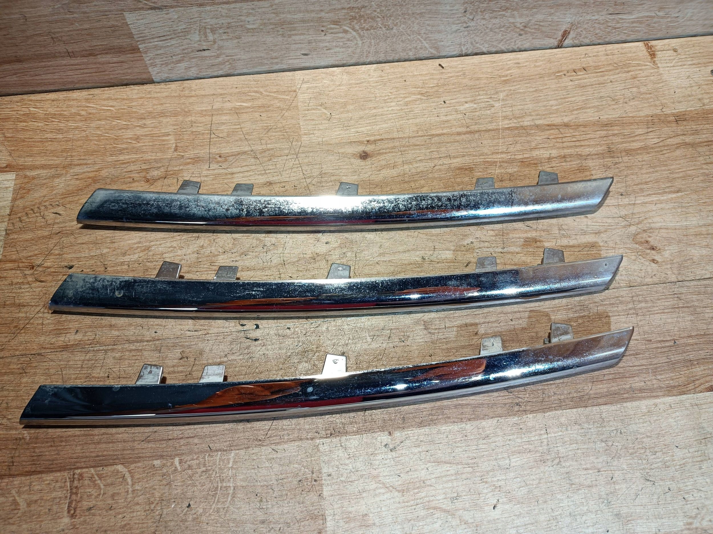 grill front moulding chrom Opel Insignia A 13264449