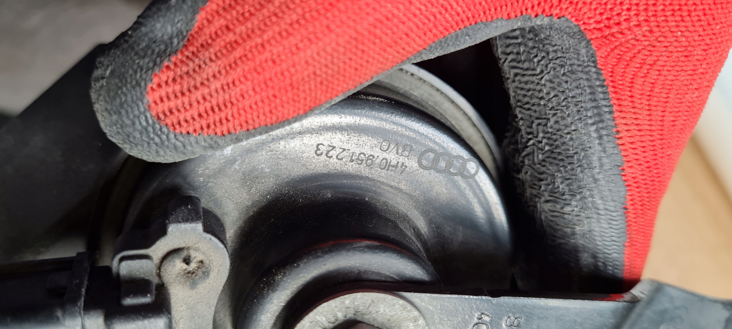 S6 C7 A6 4G KLAKSON SYGNAL left front 4H0951223 A7 4G S7