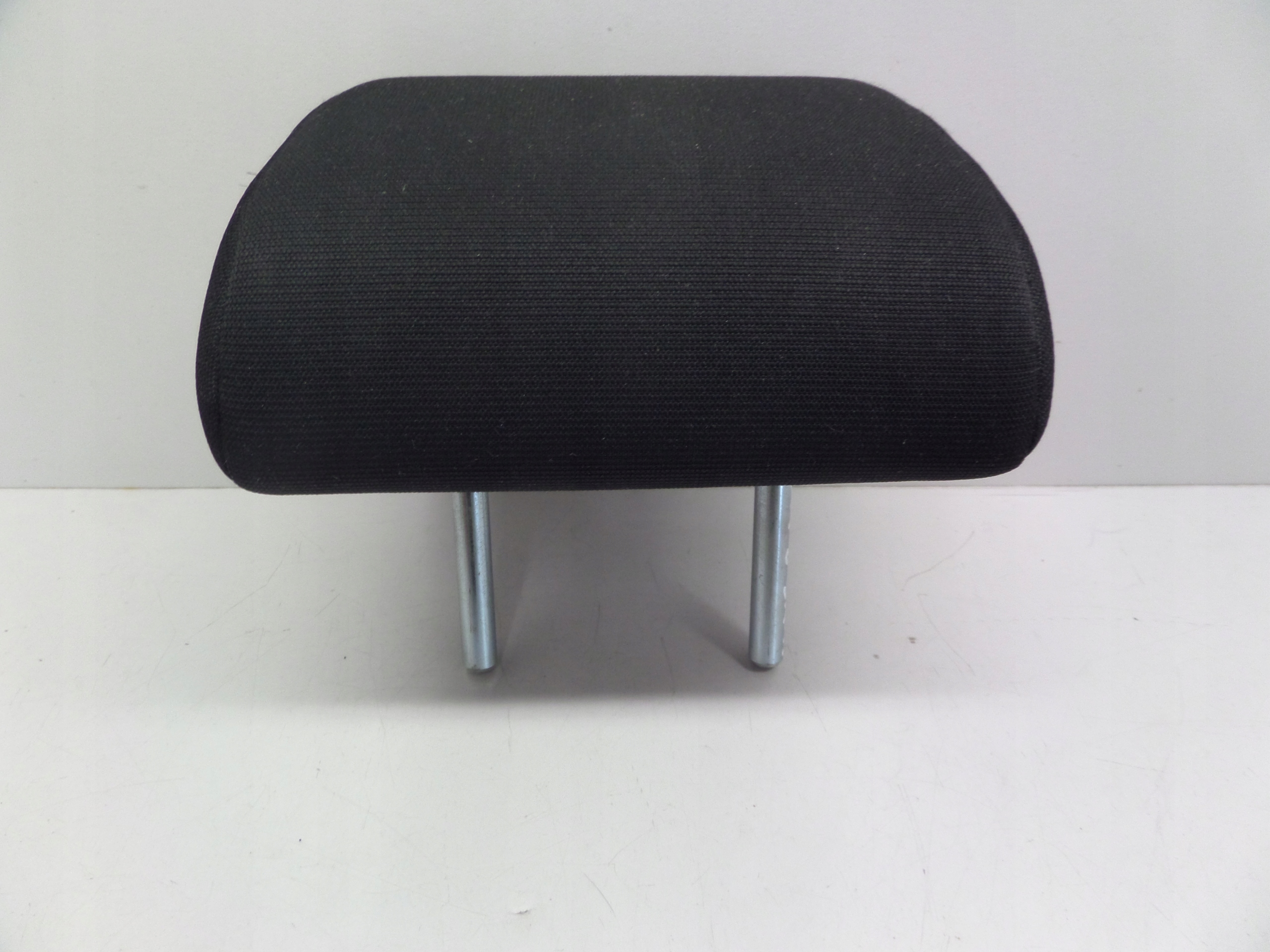 rest central rear part MAZDA 3 BK HB 03-09