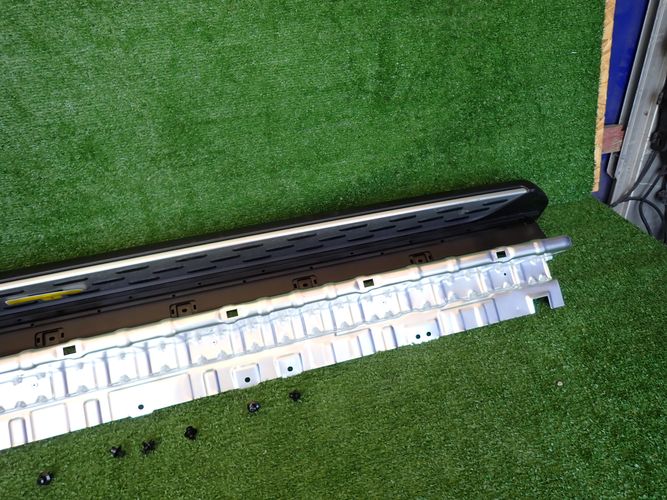 KIA SORENTO IV 4 20- moulding threshold left GZ875-AB000