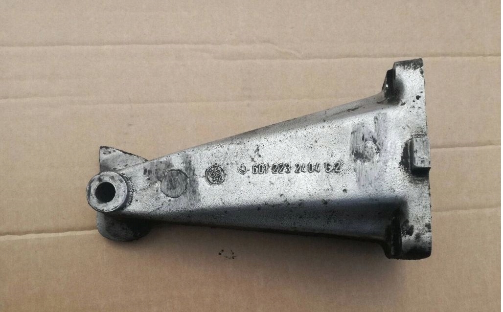 engine mount right MERCEDES T1 6012232404
