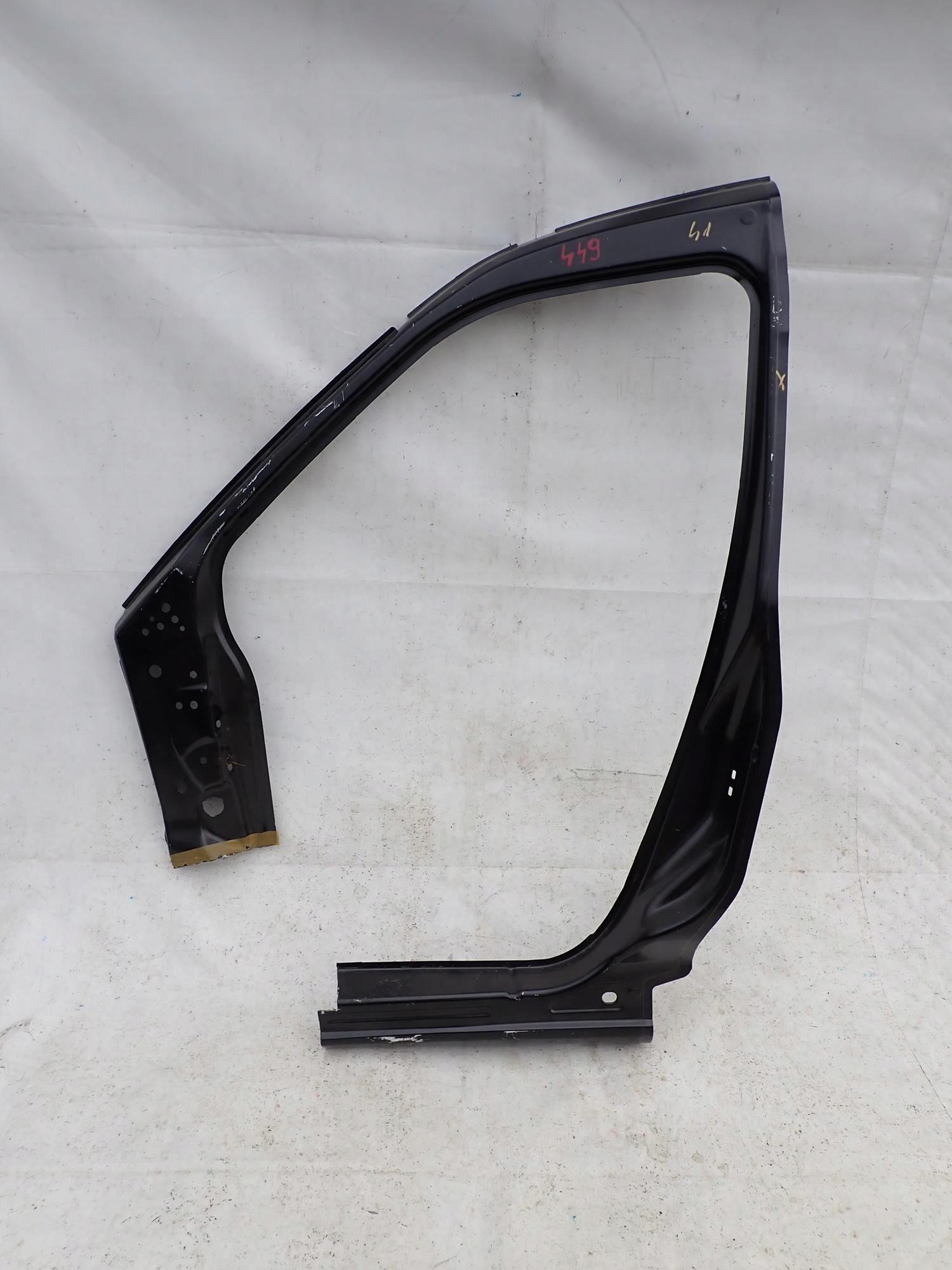 RAM PROMASTER 13-> threshold pillar RAMA left front