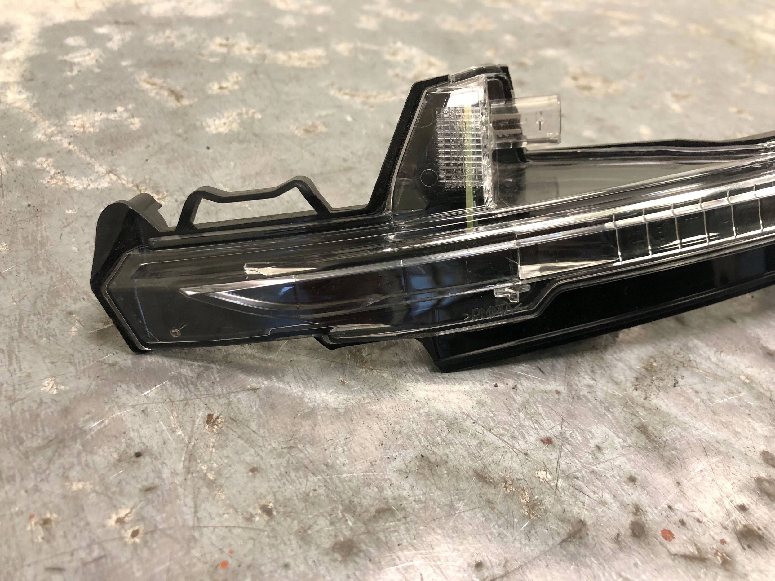 indicator mirrors left AUDI Q7 4M 4M0949101A