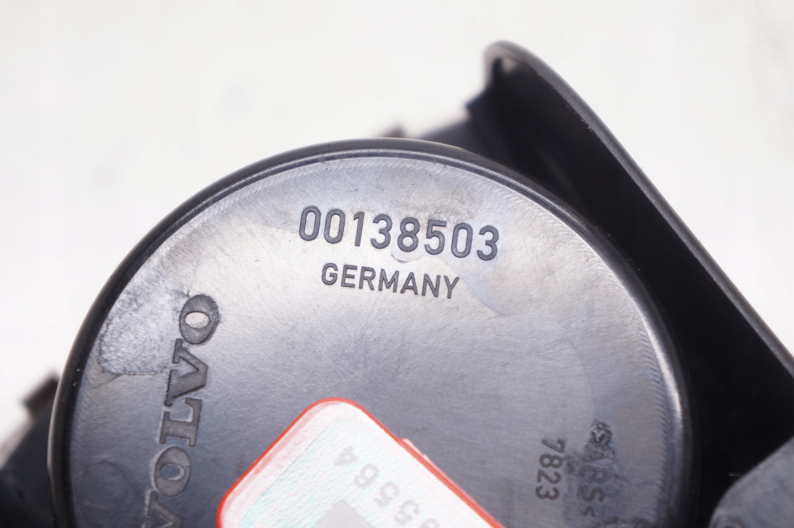 капхолдер Держатель на бардачок volvo C70 II 00138503 320203603