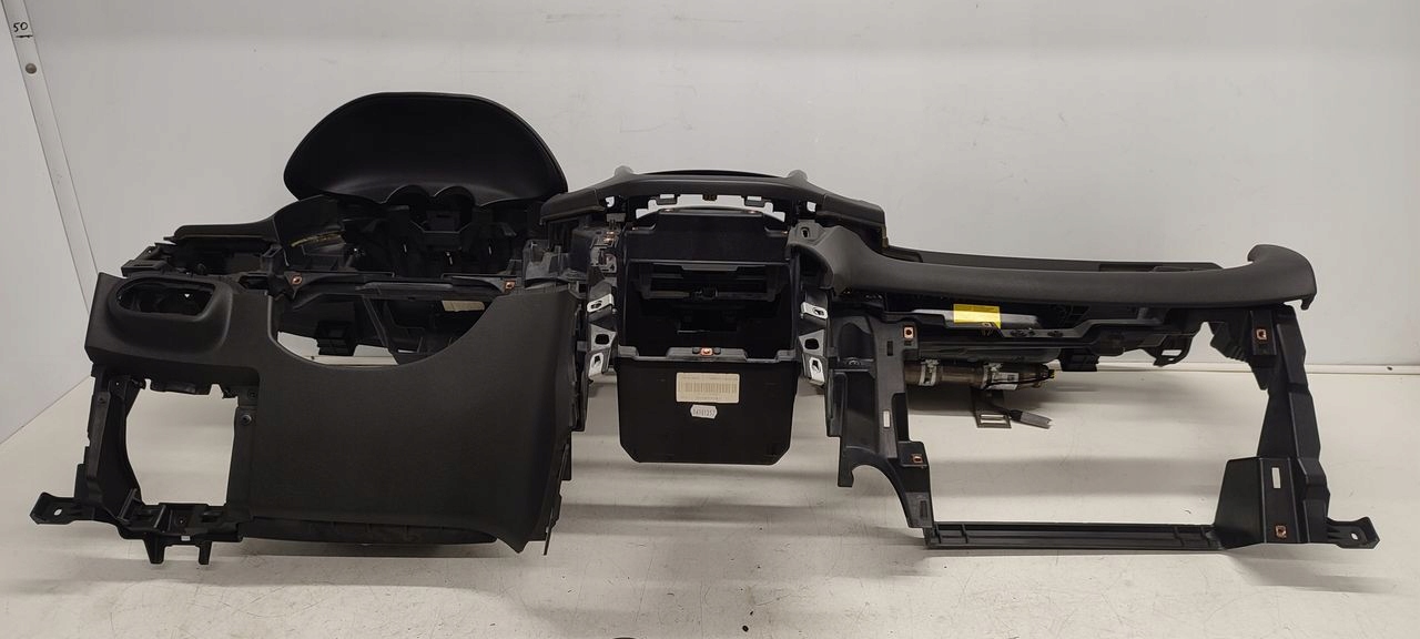 dashboard console tension belts Opel Zafira C originál