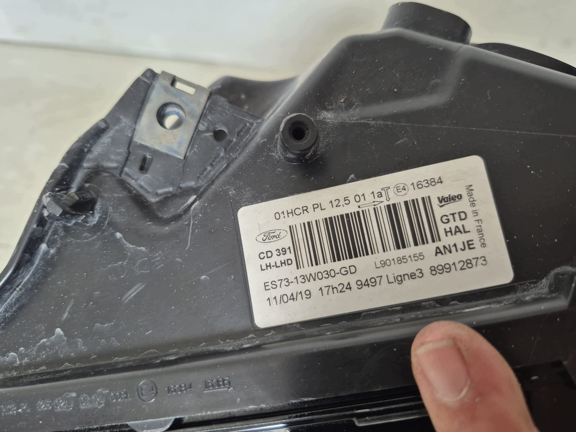 FORD MONDEO MK5 LIFT 19- light left front front lens ES73-13W030-GD