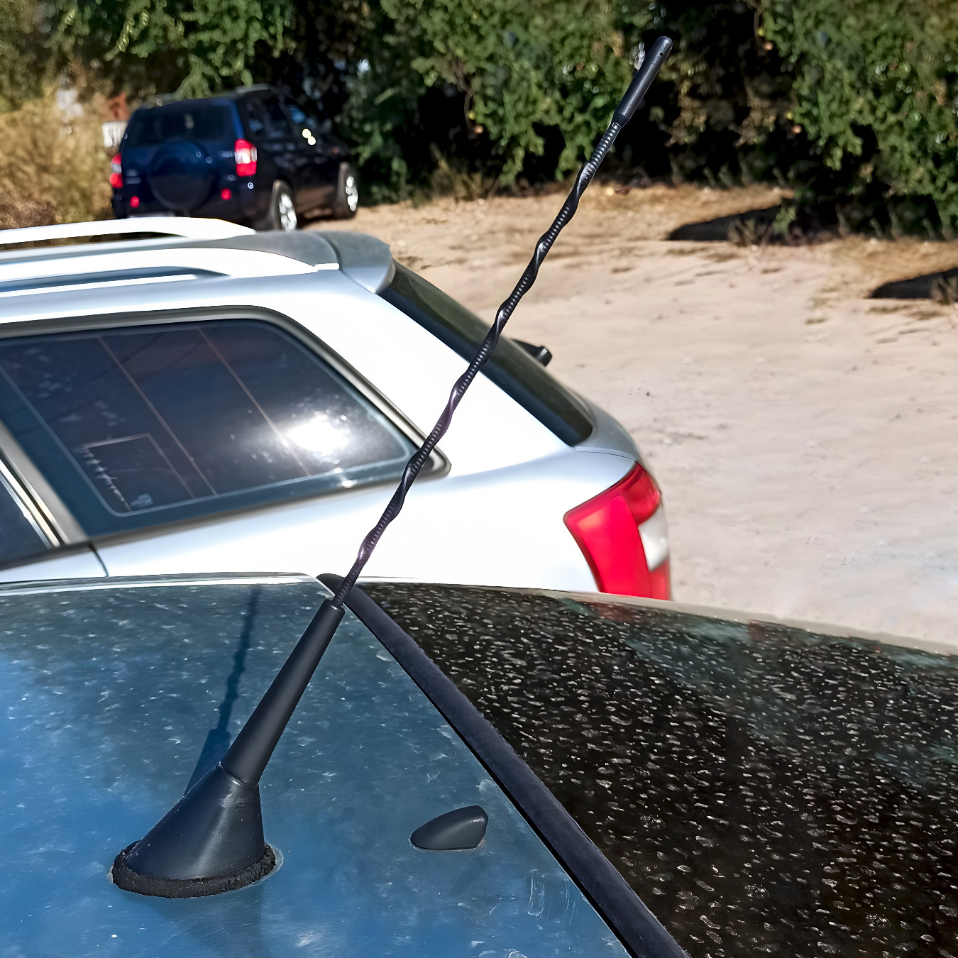 ANTENA SAMOCHODOWA DACHOWA BAT MASZT 40CM UNIWERSALNY DO SKODA OPEL SEAT Długość masztu 40 cm