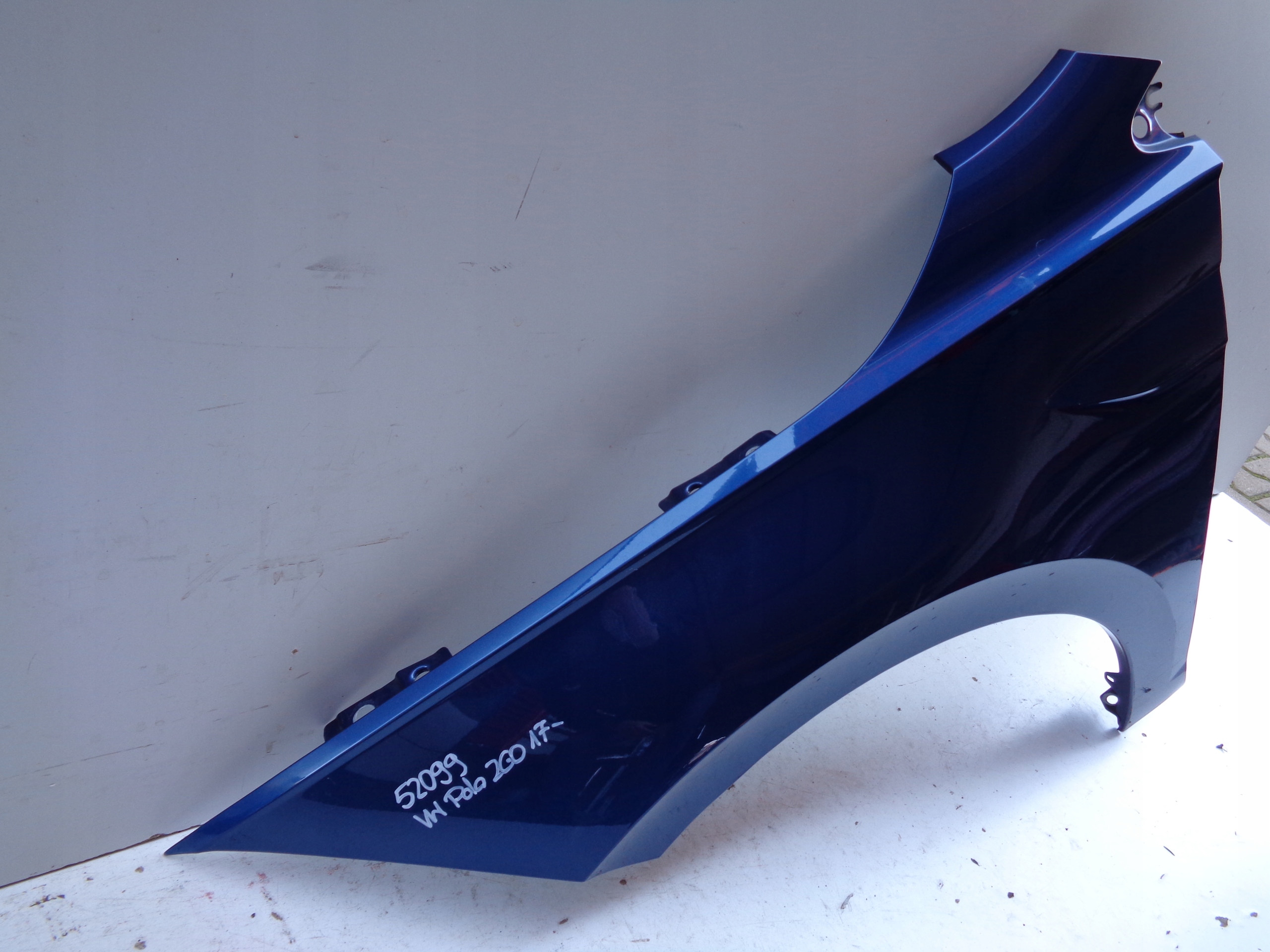 fender left front VW POLO 2G 2G0 17- NR 52099