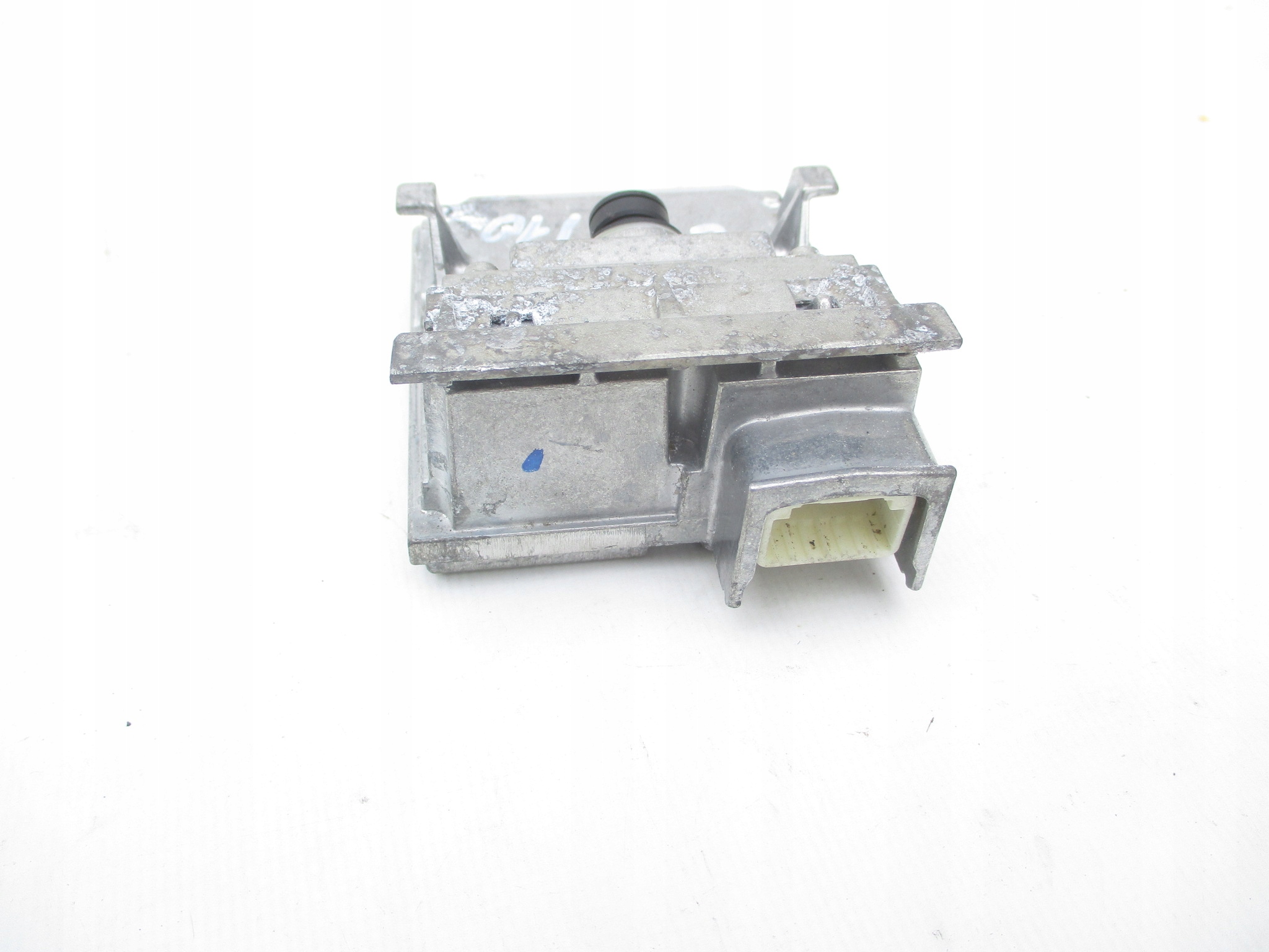 renault CLIO V CAPTUR II ассистент полосы движения 19-24 год