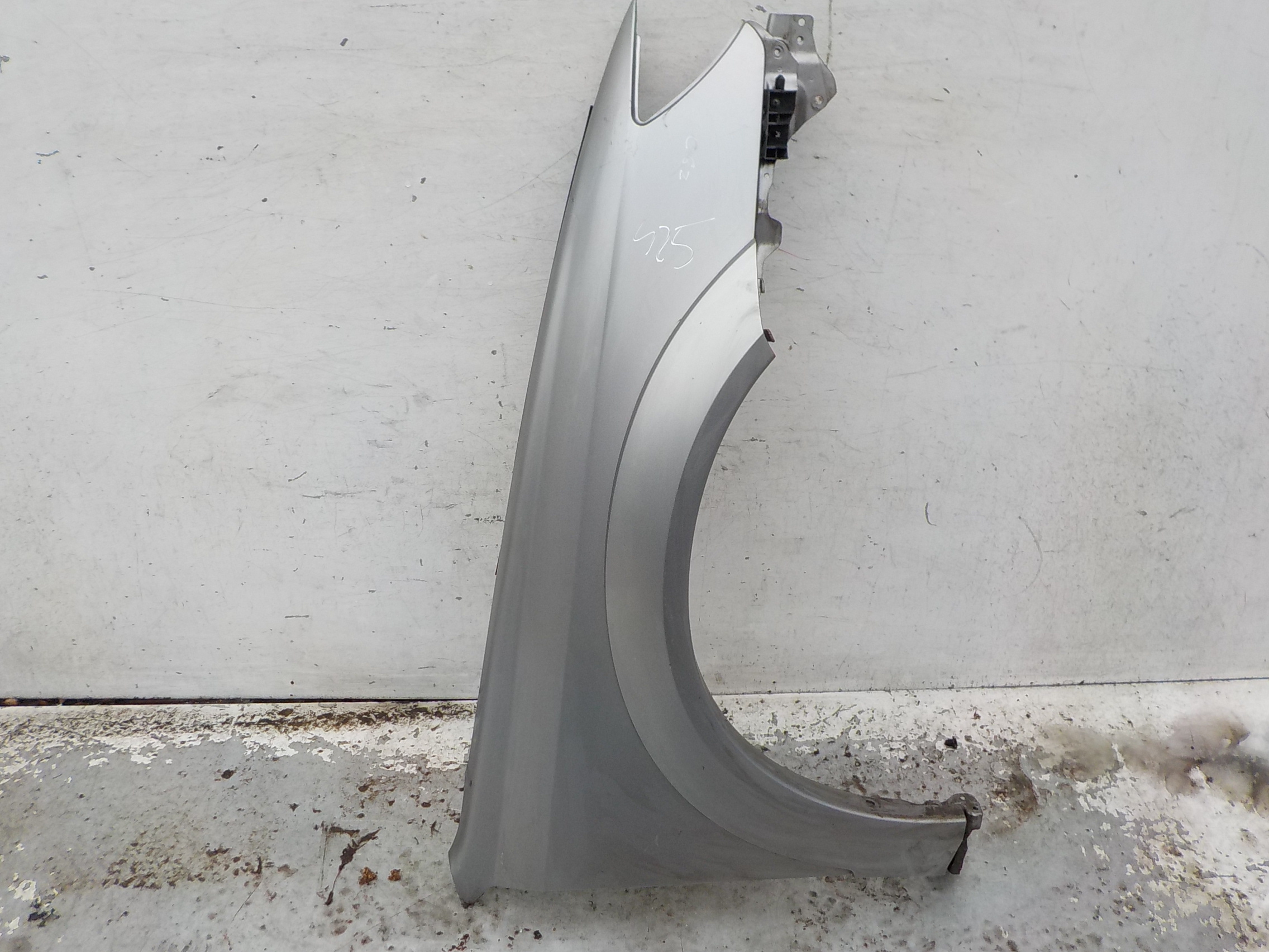 425 SUBARU OUTBACK fender right front C6Z