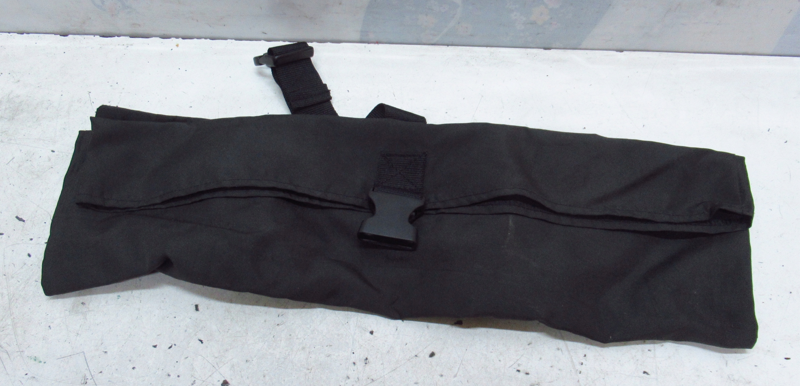 BMW E88 09 TORBA per OSLONE PRZECIWWIETRZNA 7269435