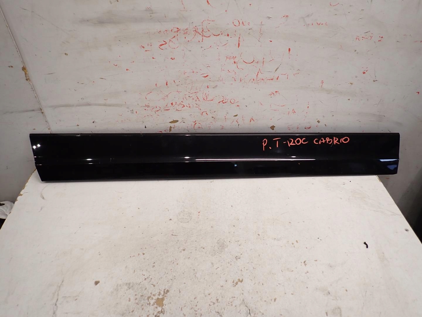 moulding door right front VW T-ROC CABRIO 2017- 2GC854940A