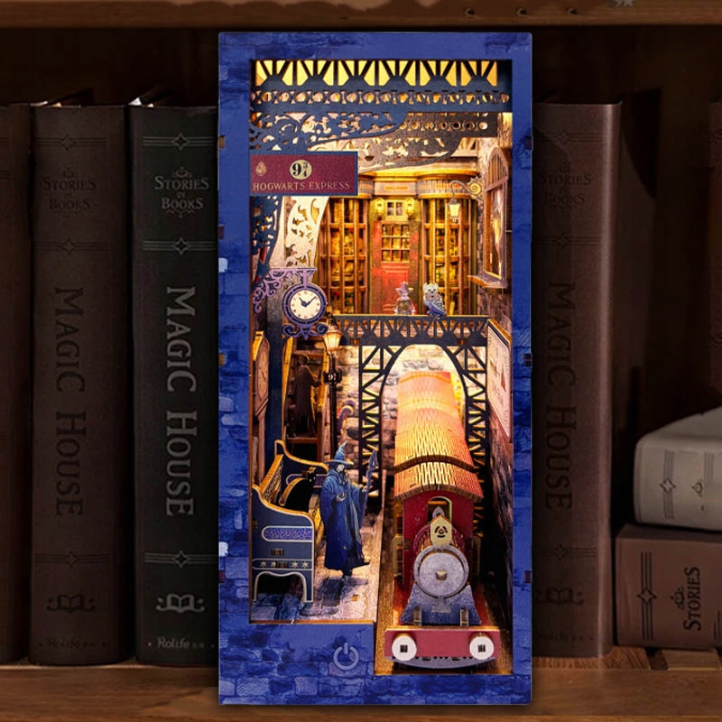 Harry Potter Miniaturowy Domek Book Nook Hogwart Ekspress Układanka Diy Led