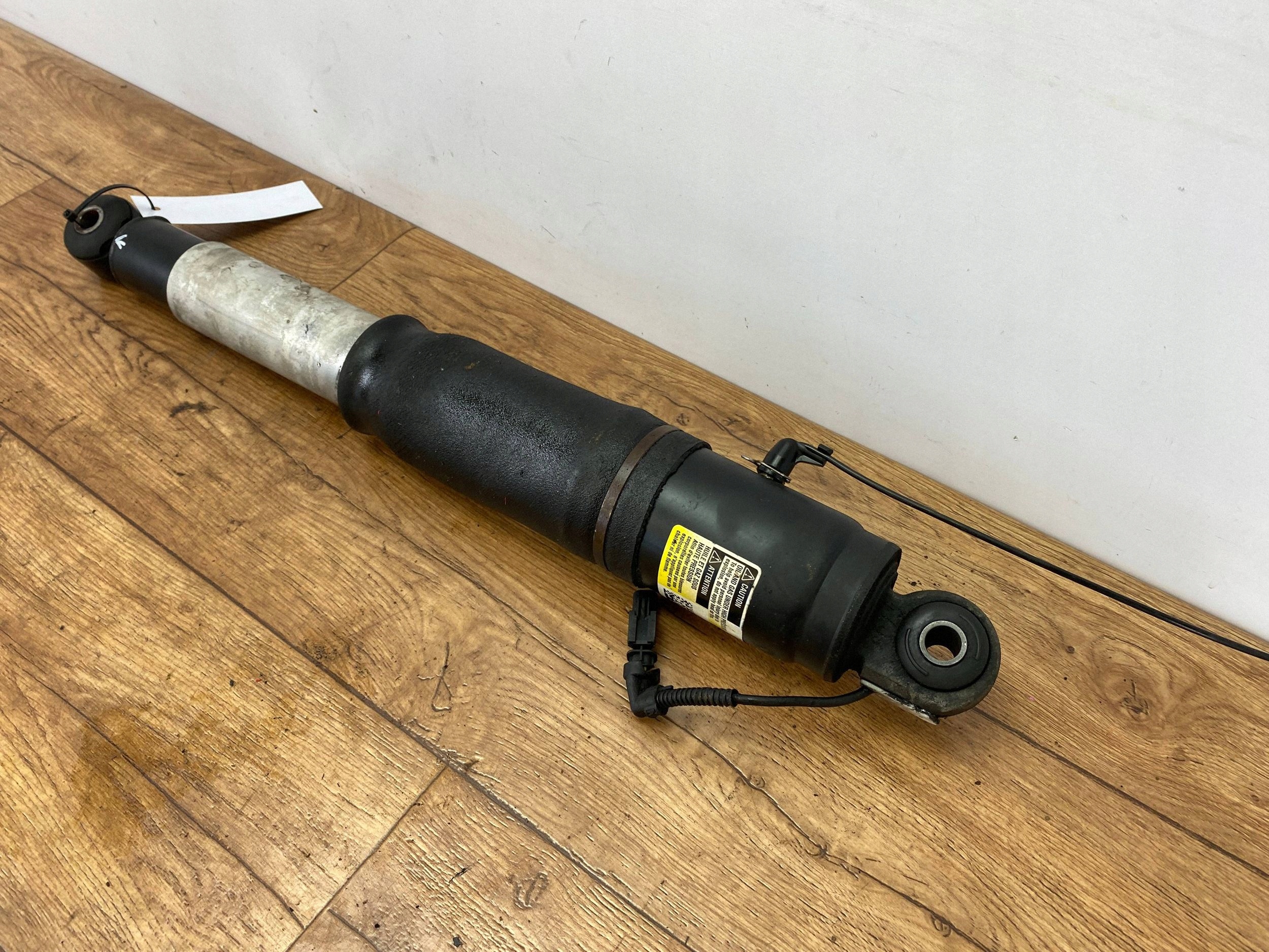 shock absorber rear Cadillac Escalade IV 2015+
