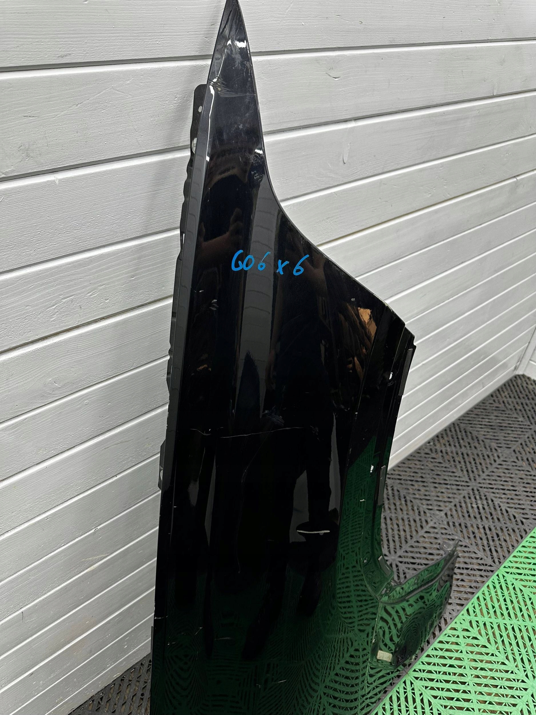 fender front side right BMW X6 G06