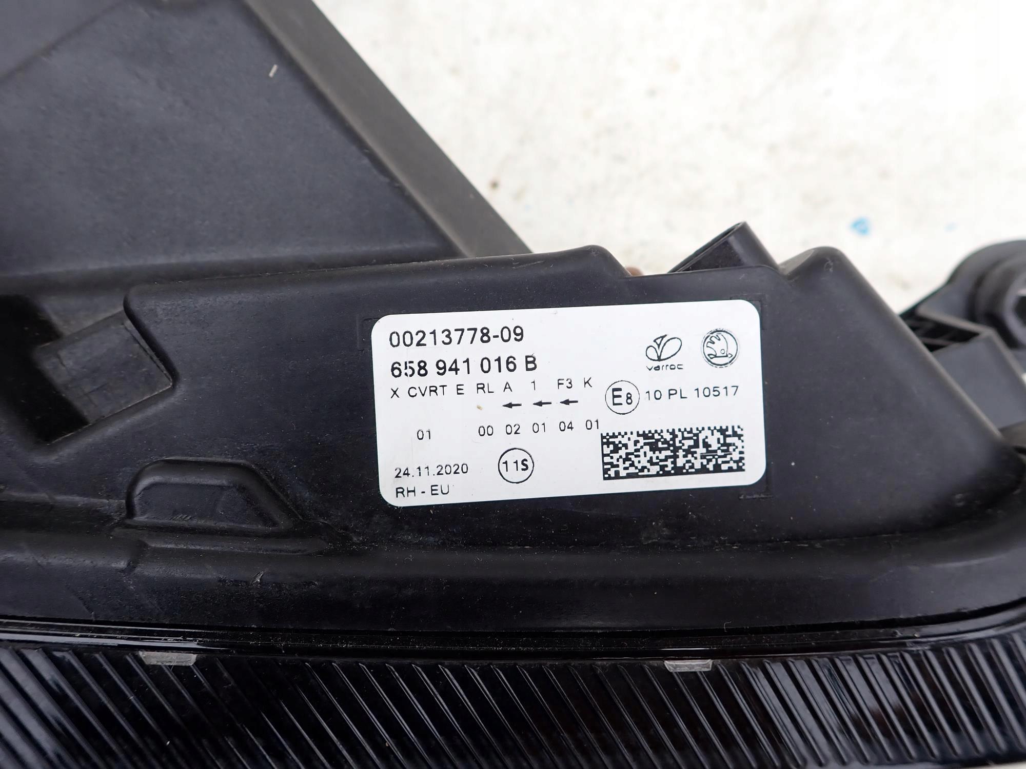 SKODA KAMIQ 19-23 light front front right FULL LED