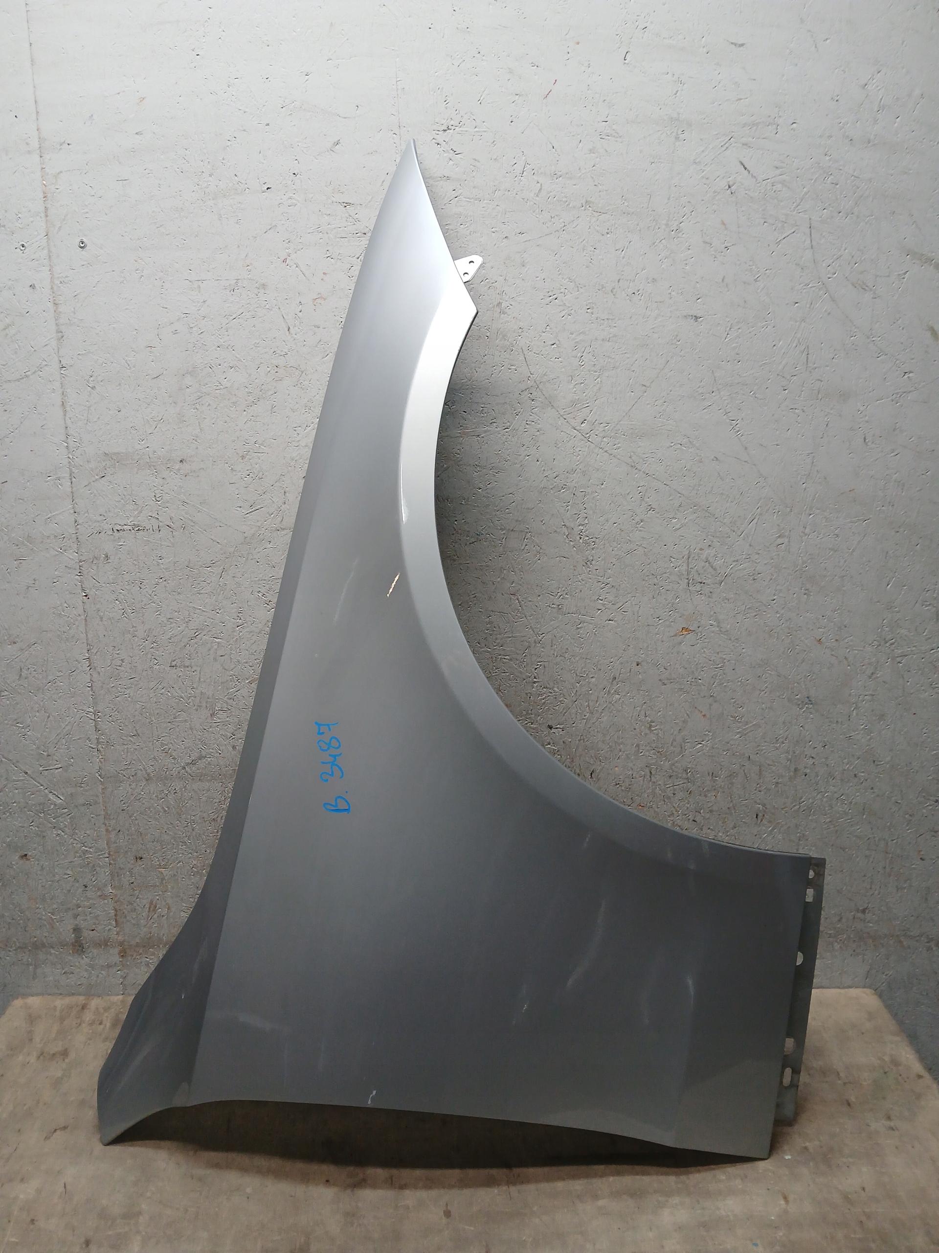 fender front right MERCEDES C KLASA W206 A206