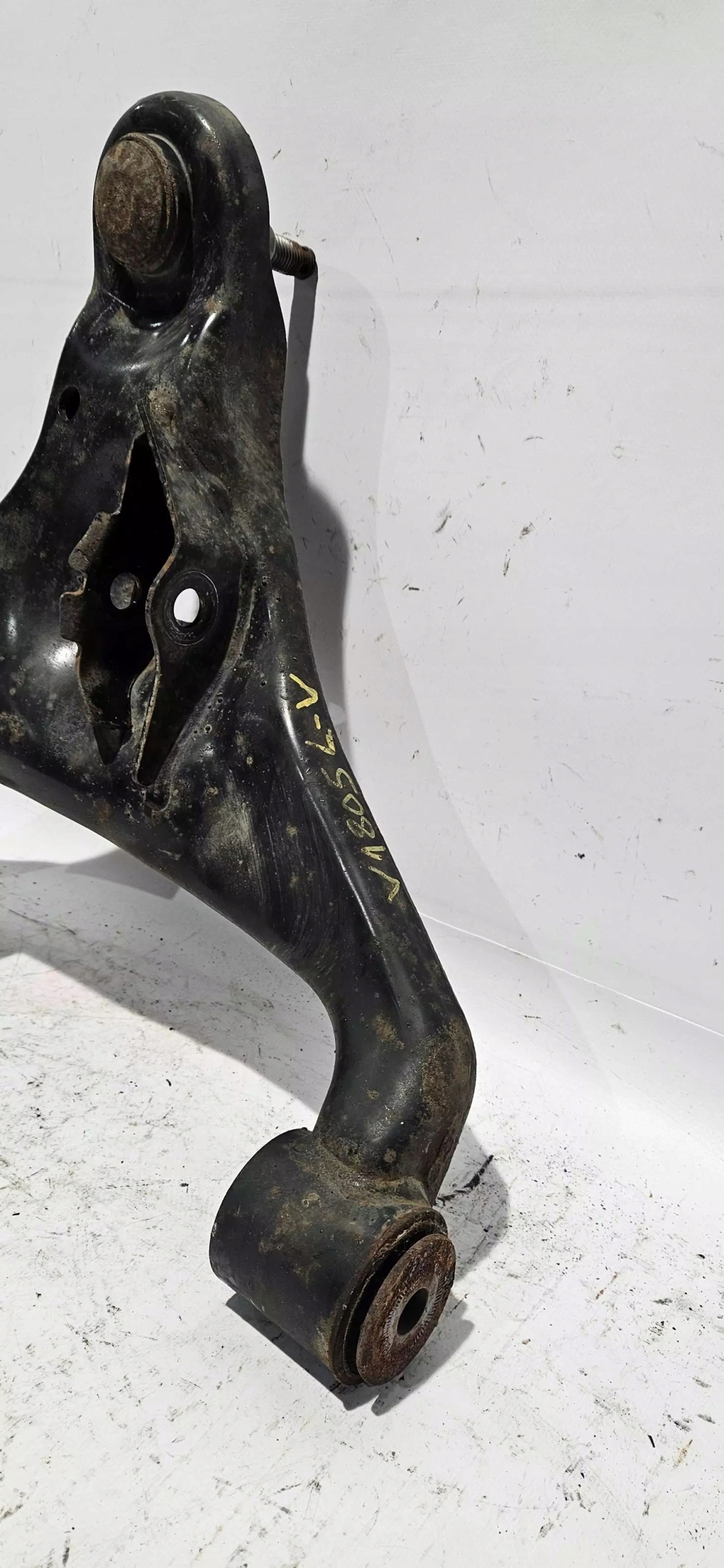 arm left front FORD RANGER V 2011-22 original