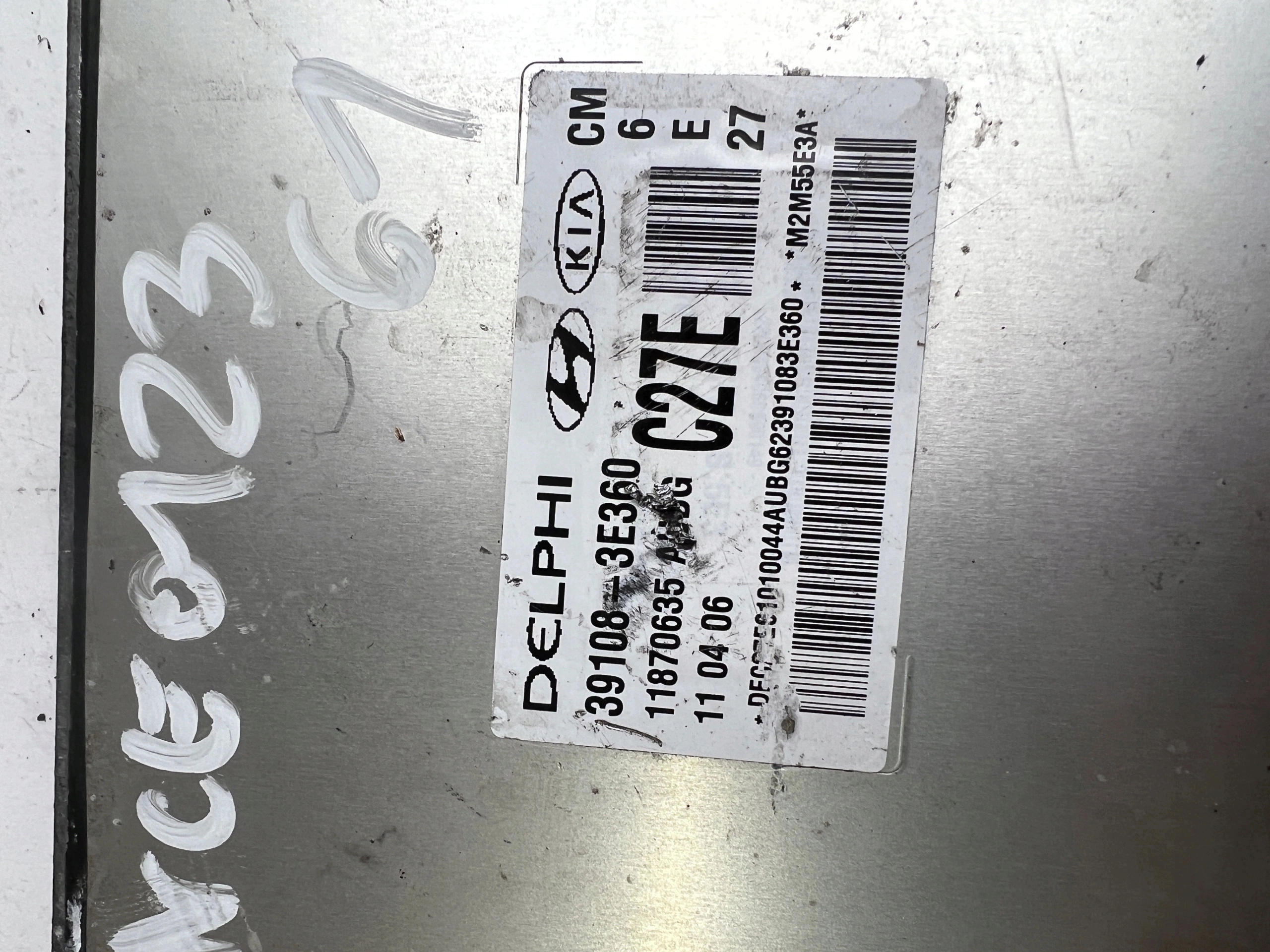 HYUNDAI SANTA FE Computer ECU 39108-3E360 11870635