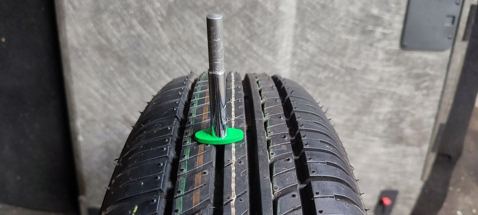 caoutchouc été Lassa Atracta 165/70R14 81T