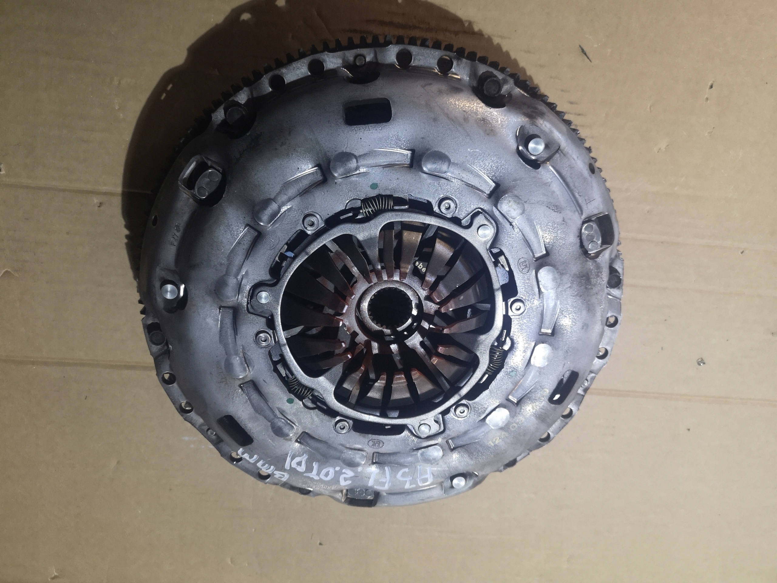 140KM 20TDI - ДВУХМАССОВОЕ КОЛЕСО 2.0 TDI BMM VW SKODA SEAT AUDI