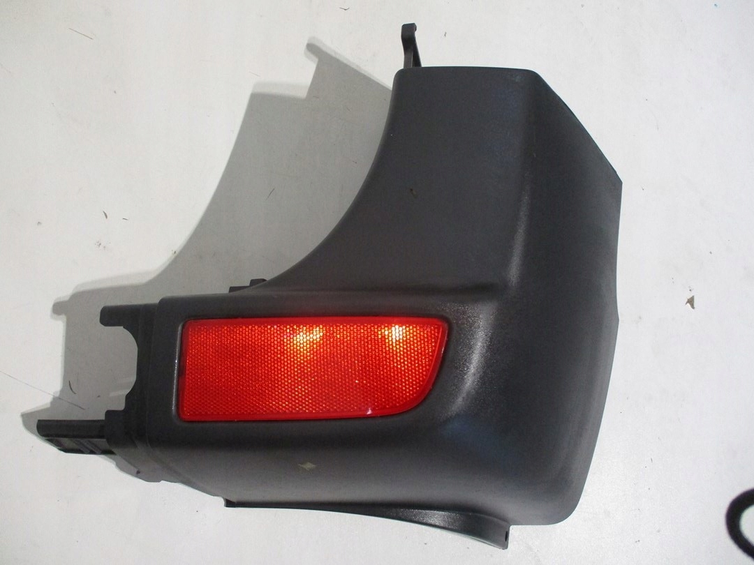cap of a bumper SPRINTER 906 right A9068804671