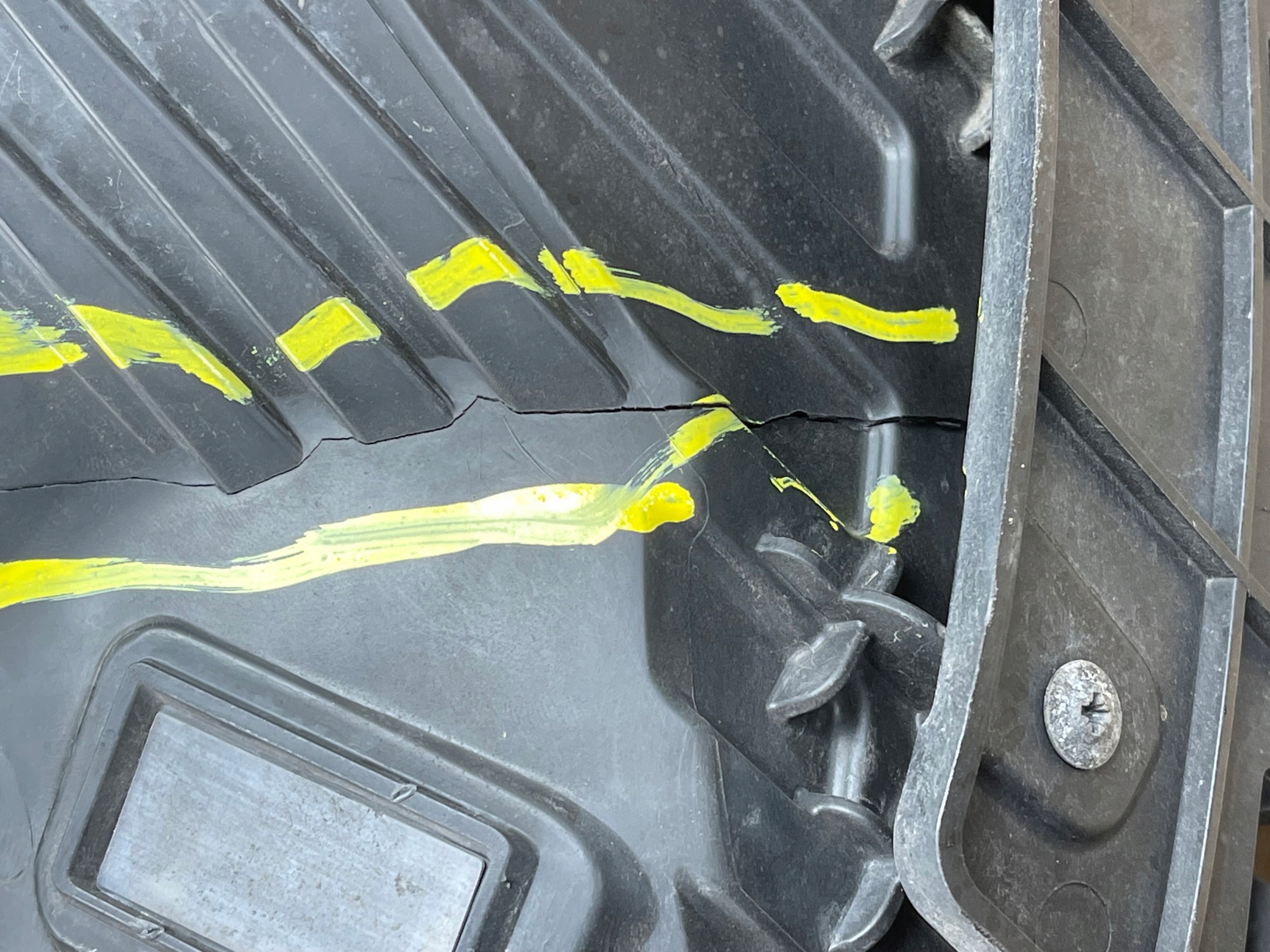 OPEL MOKKA A and 2012 - light right front 95095497