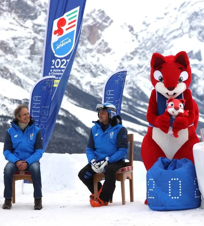 4F Kurtka Narciarska Kolekcja Limitowana Mś Cortina 2021 Dermizax 20000 R L