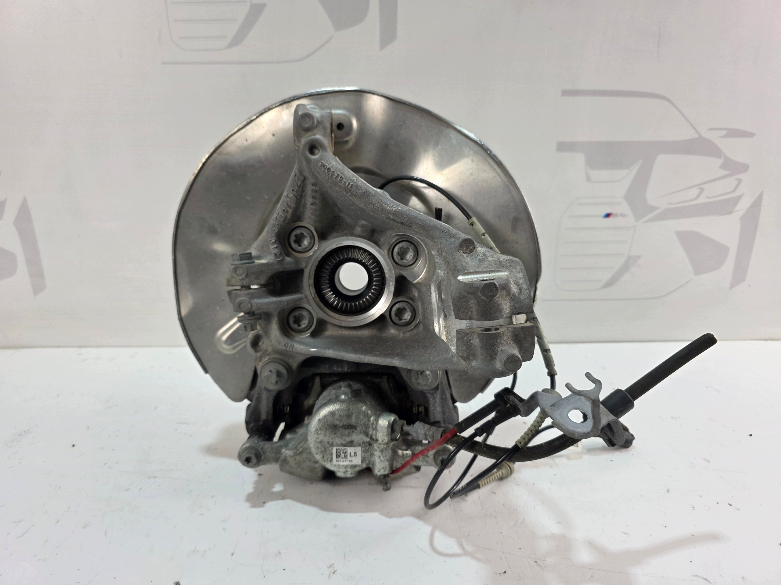 swing left front BMW 2 U06 6890171