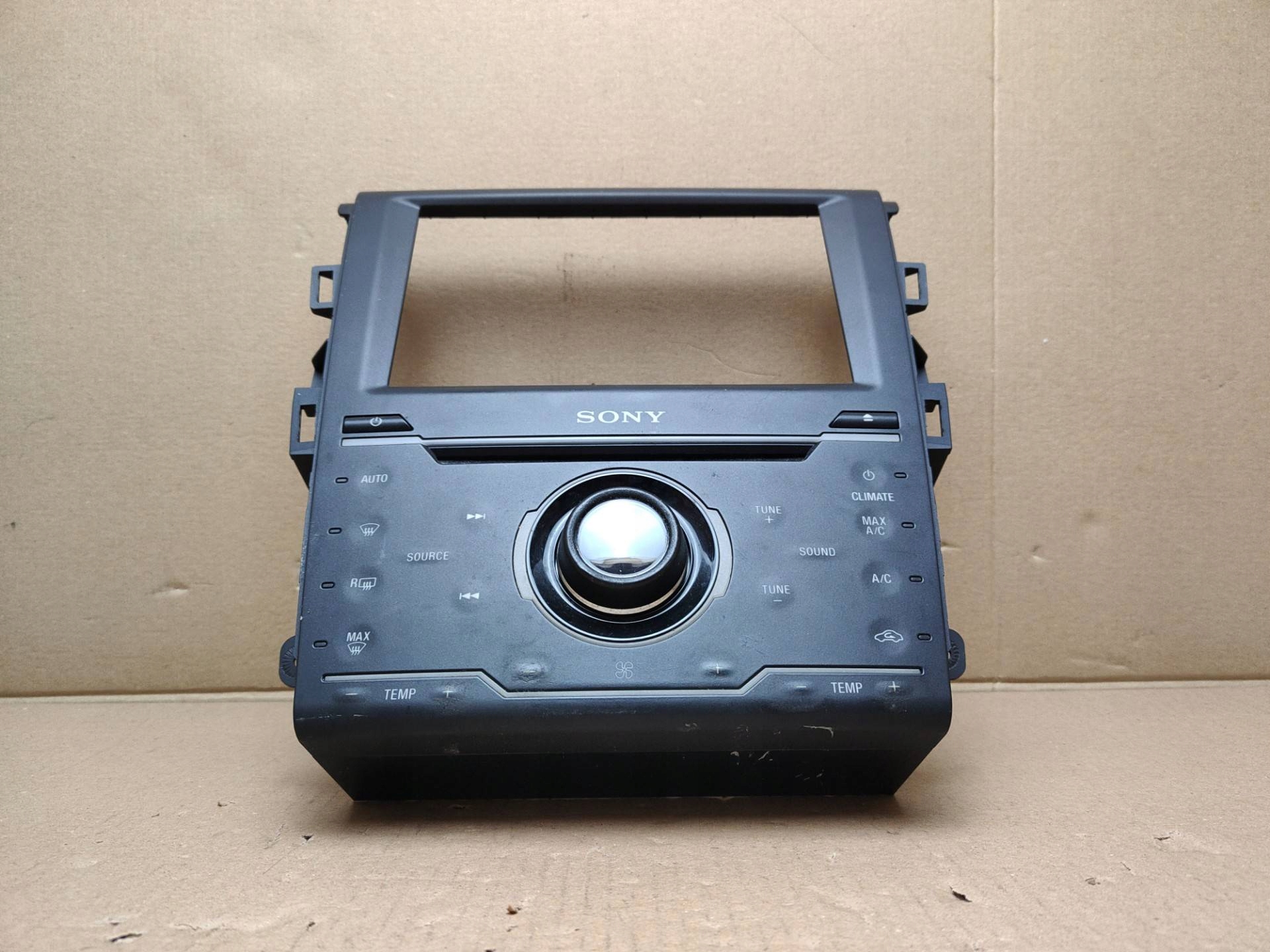 control panel radio Ford Fusion USA 2 2013 DS7T-18E245-PP
