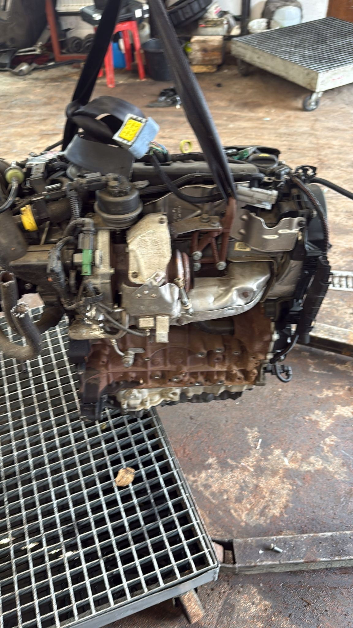 engine complete PEUGEOT CITROEN AH01 10DY18 DW10F
