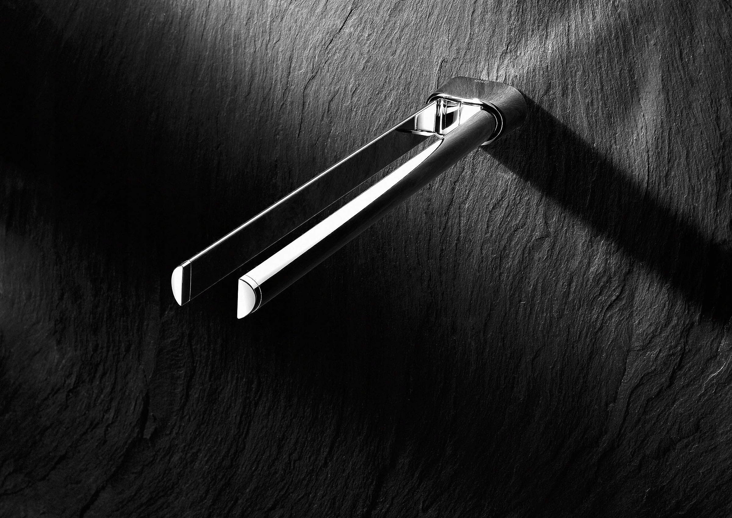 Věšák na ručníky Keuco Dvouramenný Chrom 45 cm Otočný do koupelny