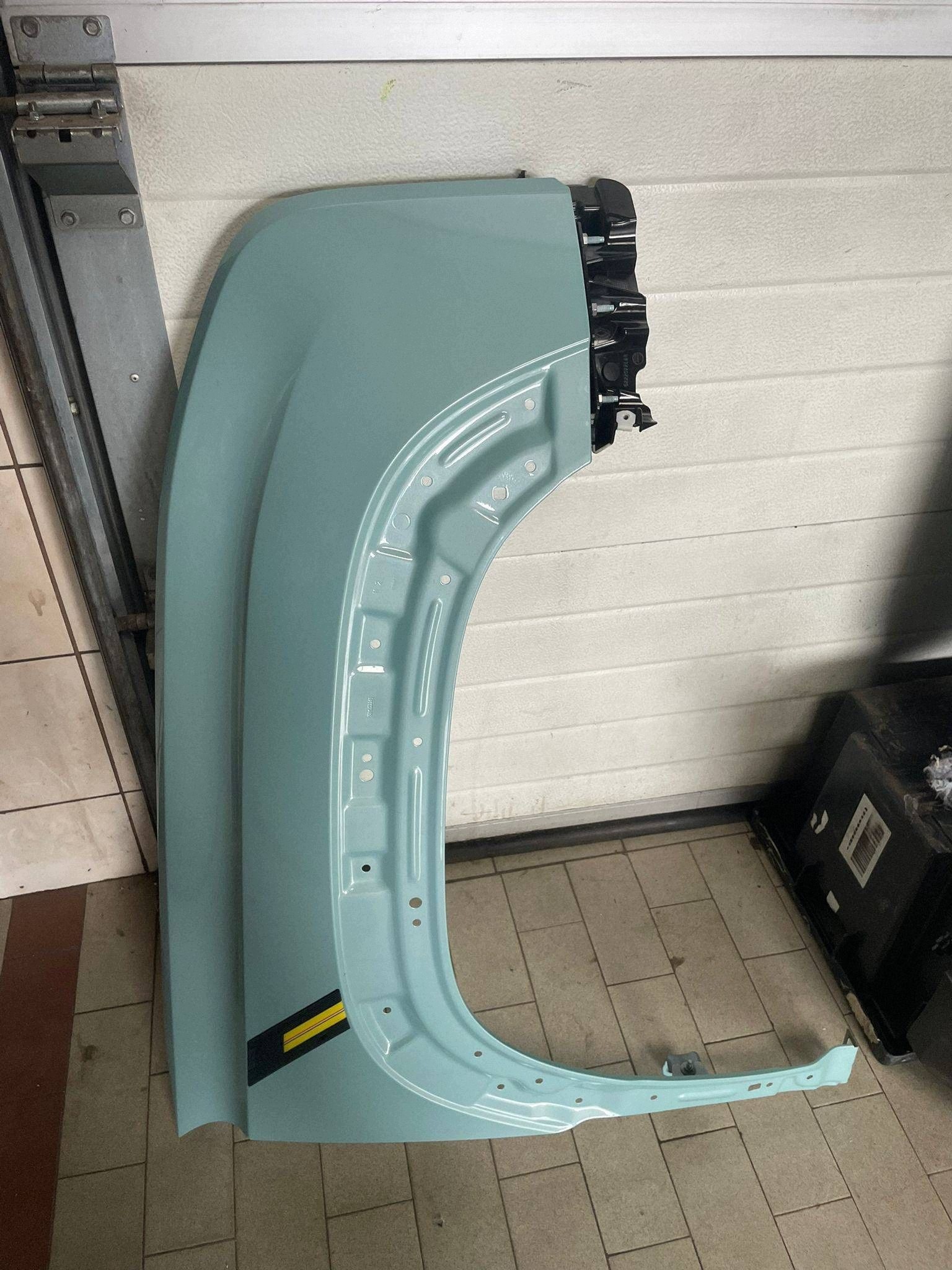 předek kapota blatníky chladič komplet reflektory předek Renault 4 BIYYY