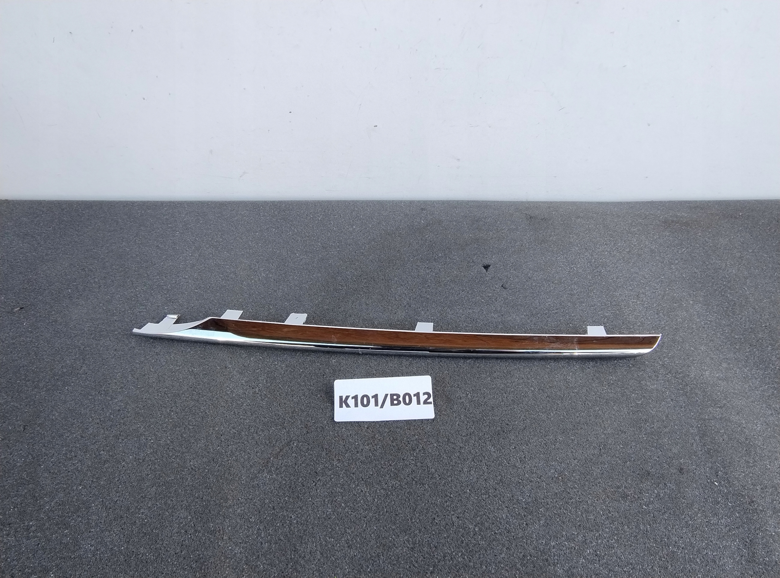 MERCEDES A-KLASA left CHROM moulding LISTEWKA W169