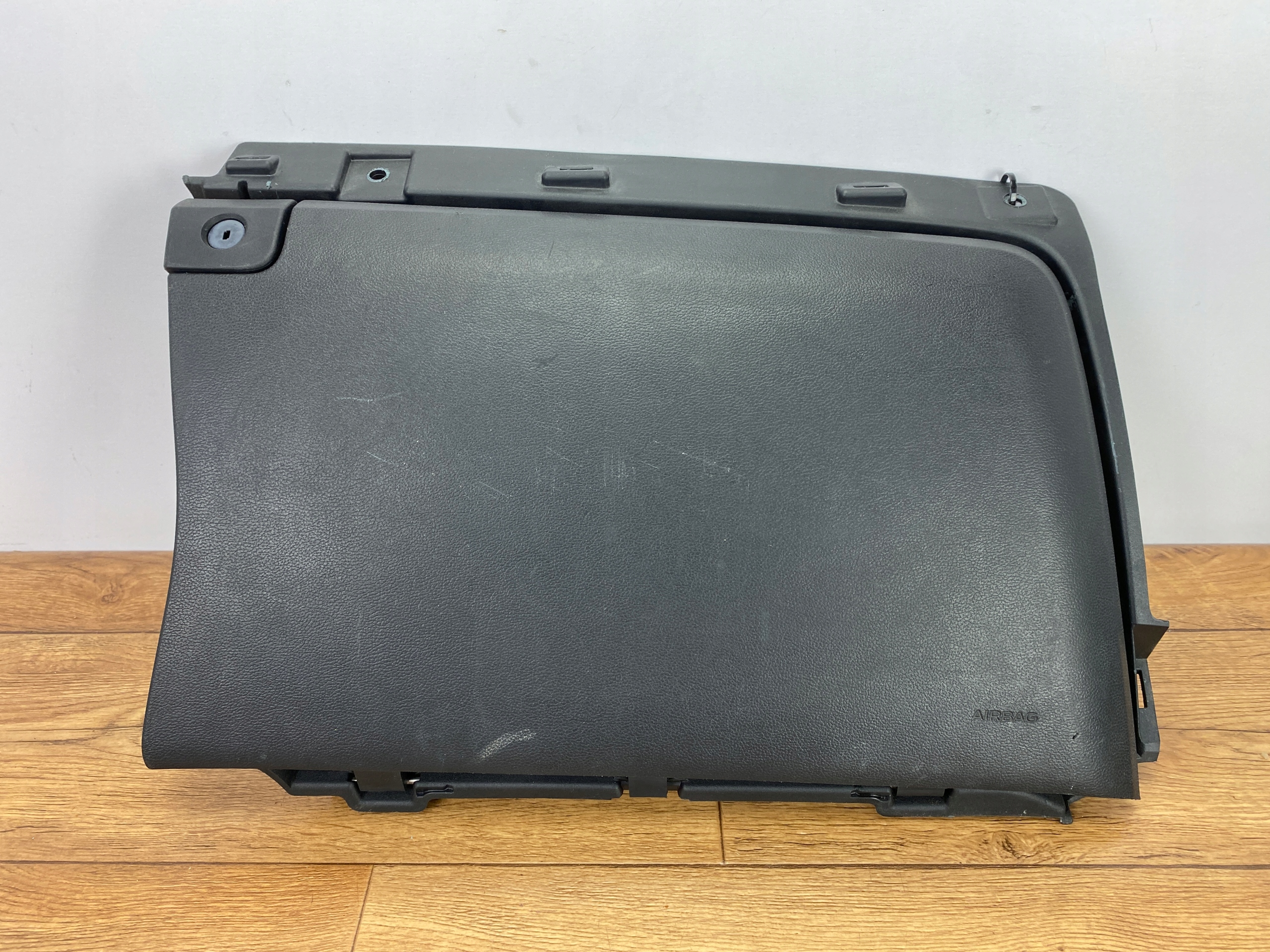 Handschuhfach des Beifahrers Ford Mustang 2015+ USA