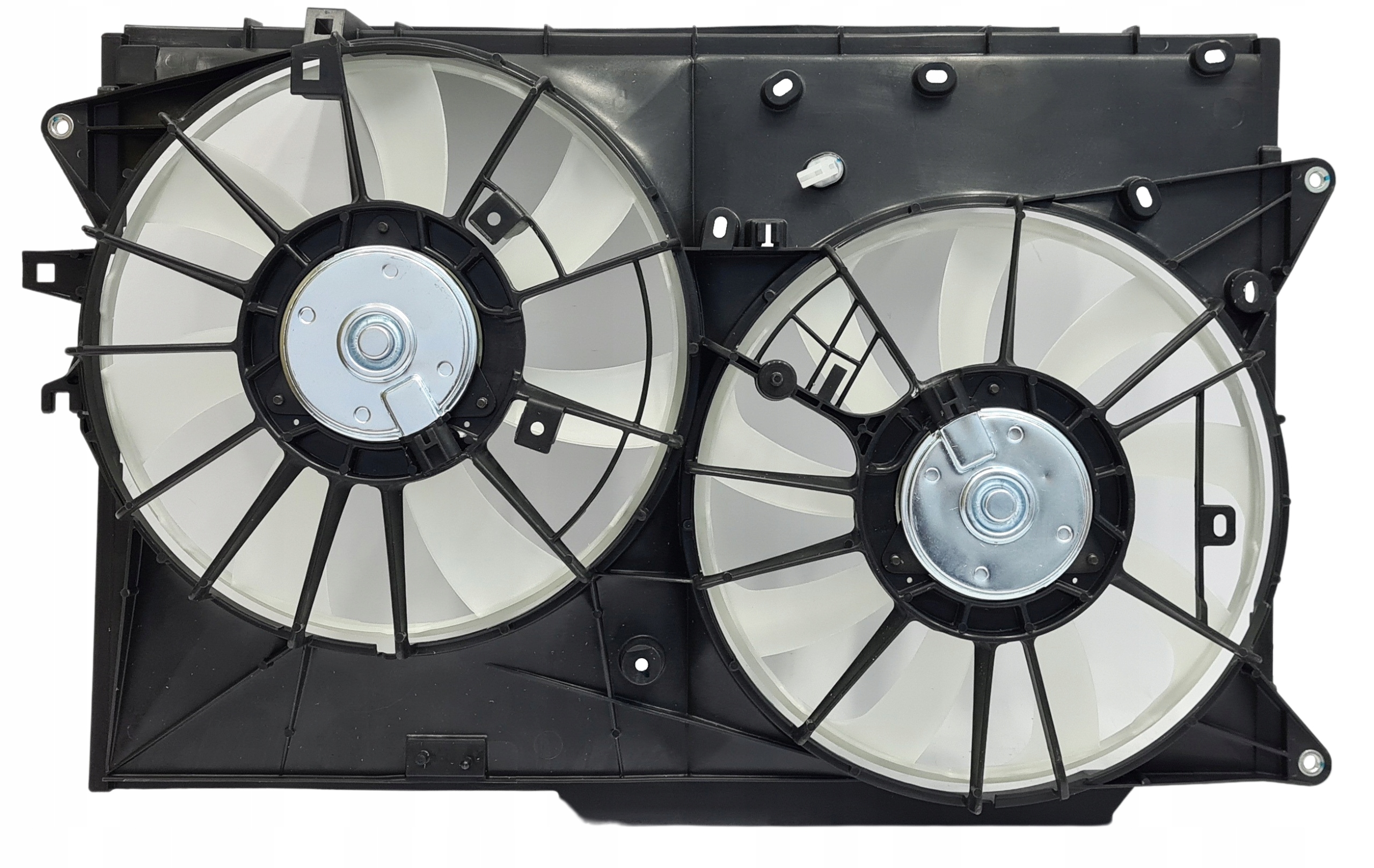 Вентилятор TOYOTA RAV 4 IV 2.0 2.2 D4d A1671126131