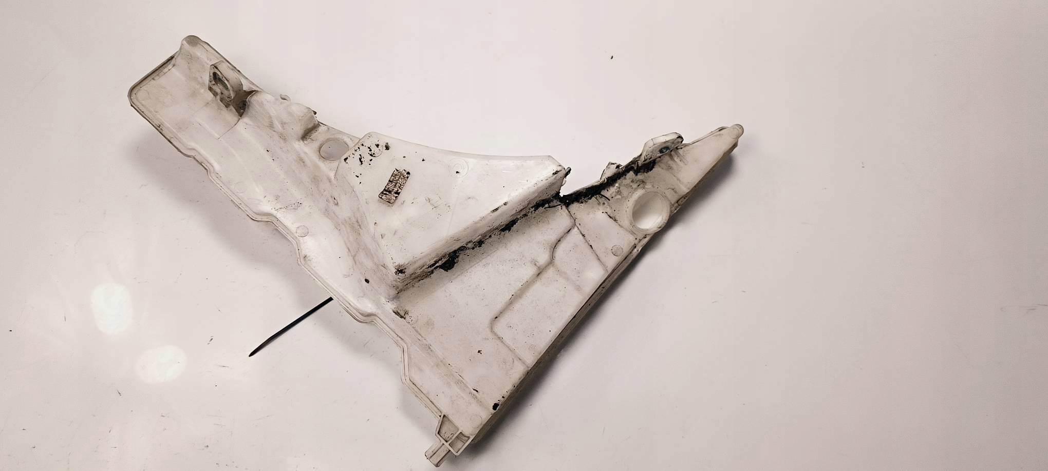 washer fluid tank 4K0955451F AUDI A6 C8 ALLROAD