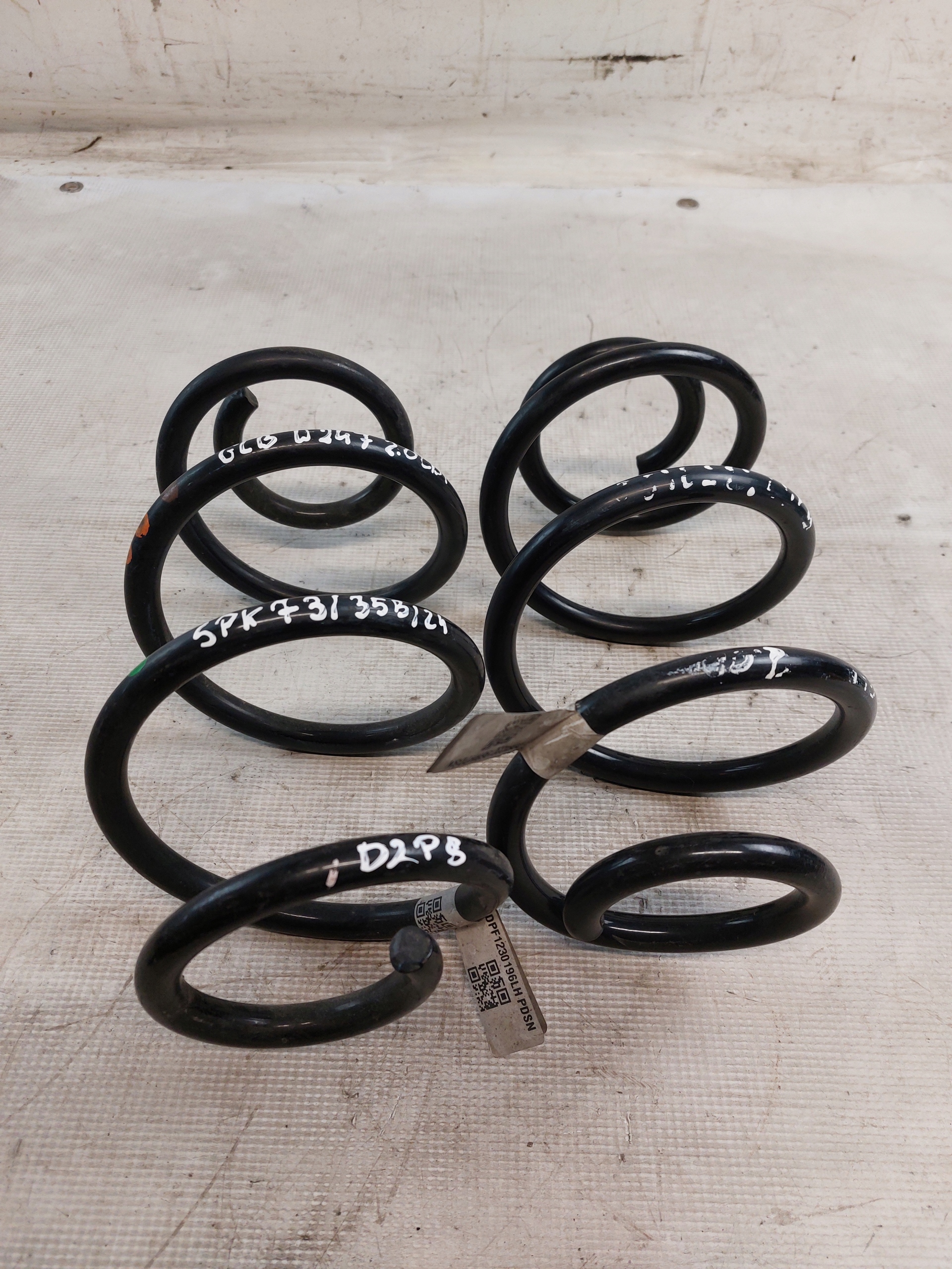 springs rear. MERCEDES GLB W247 A247