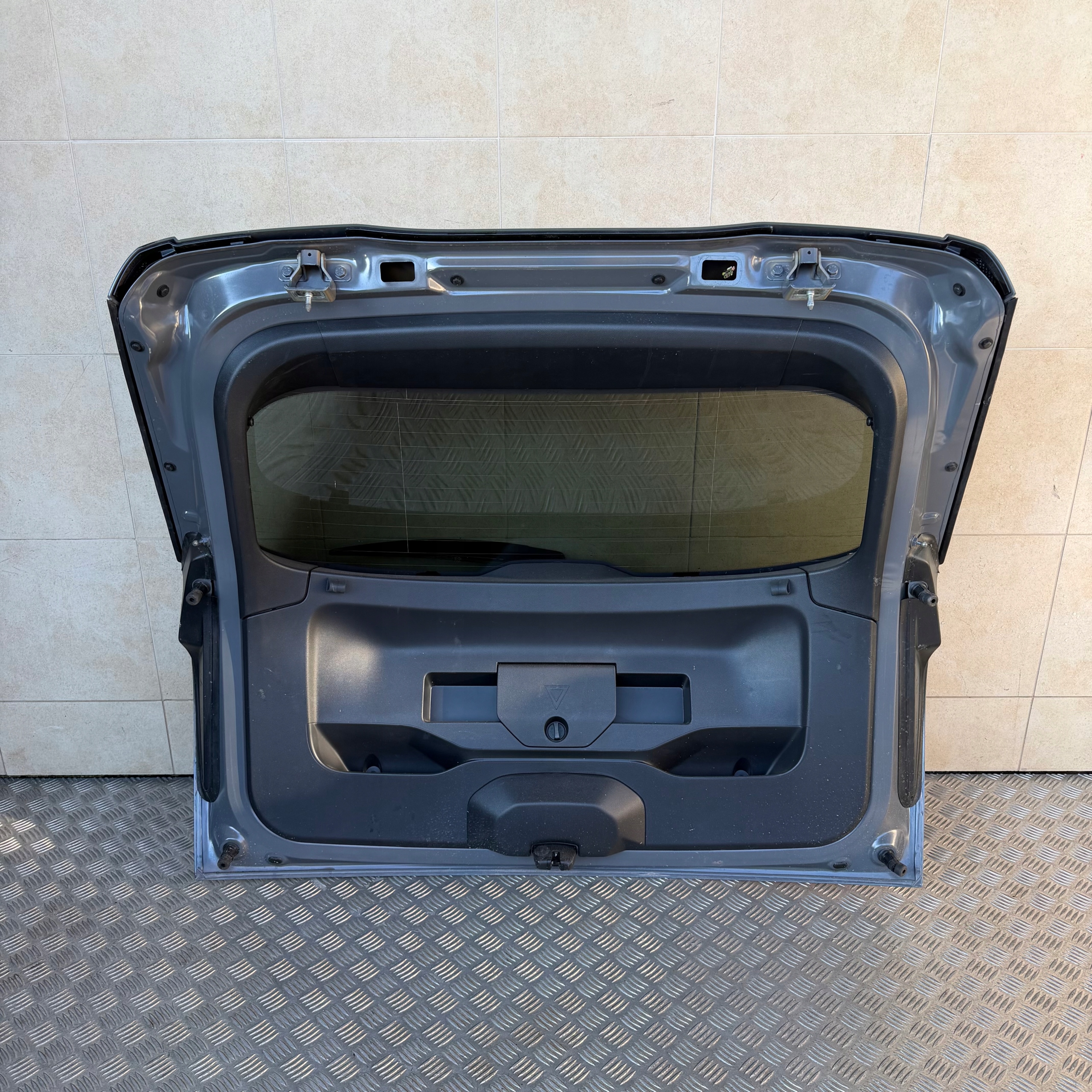 boot doors complete PEUGEOT 2008 II LIFT 2024 ROK KAMERA