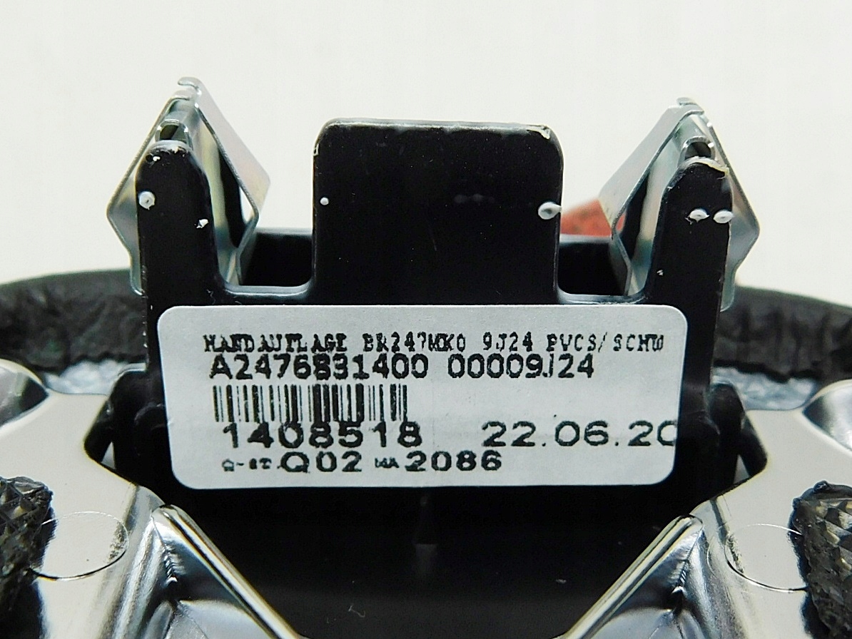 подлокотник консоль A2476831400 A2476803402 - MERCEDES GLA H247 W247