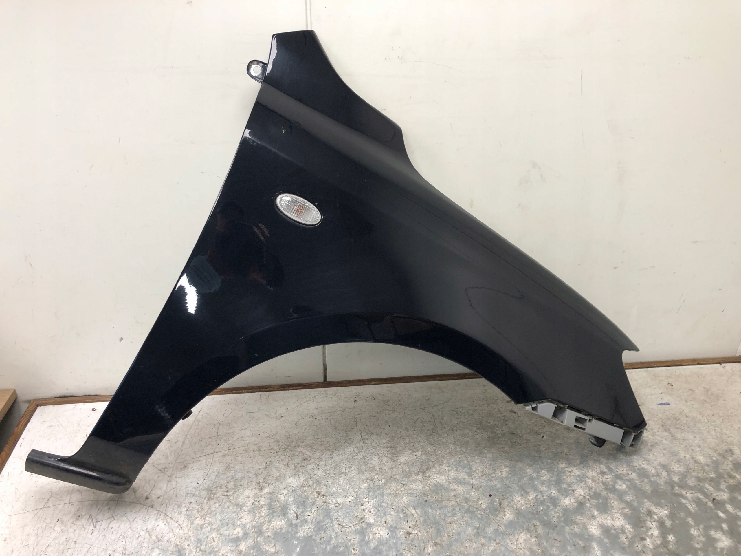 MAZDA 2 II DY fender right front graphitic