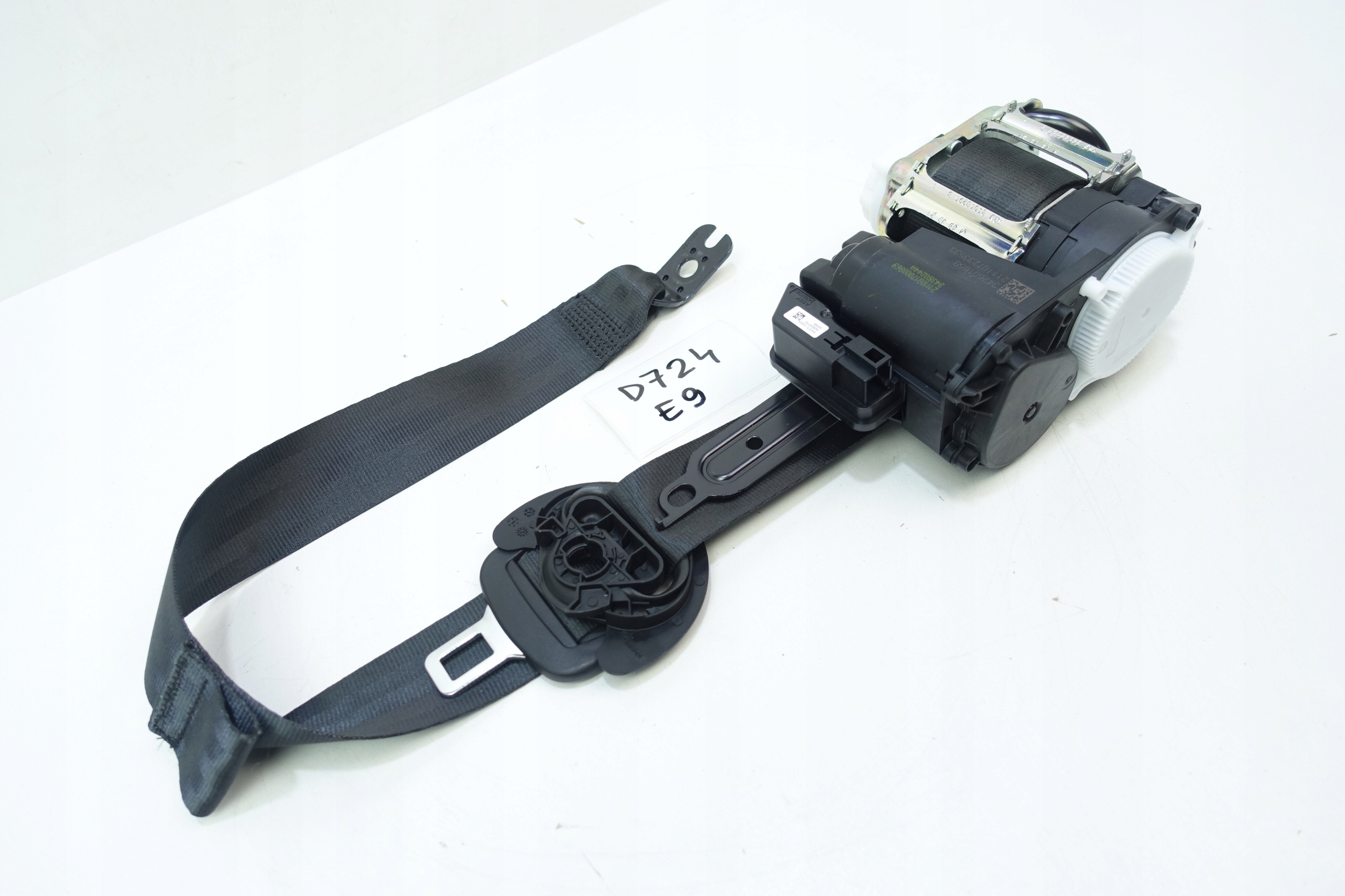 tension belt safety right front AUDI A3 8Y 20
