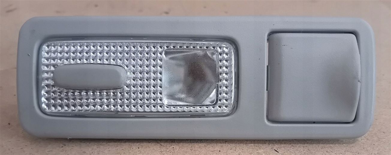 лампочка Освещение заглушка Обшивка потолка CITROEN C5 III X7