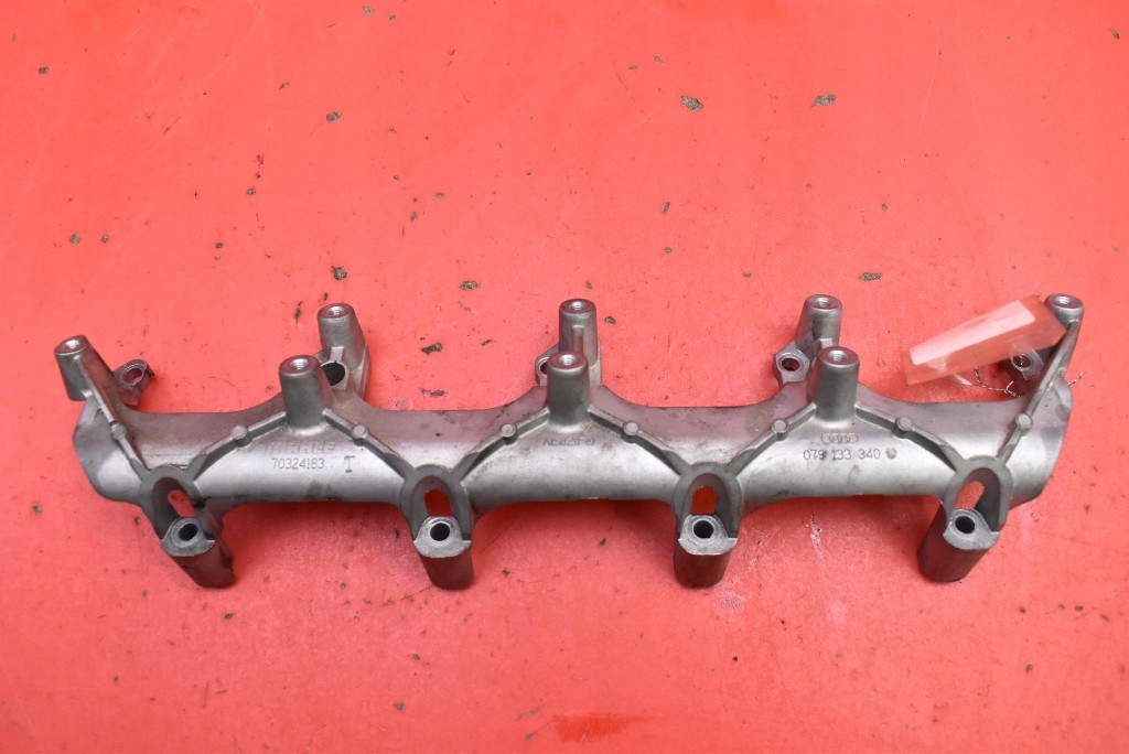 Halter der Ansaugbrücke 079133340C AUDI A8 D4 4.2 FSI 372 KM 10-14