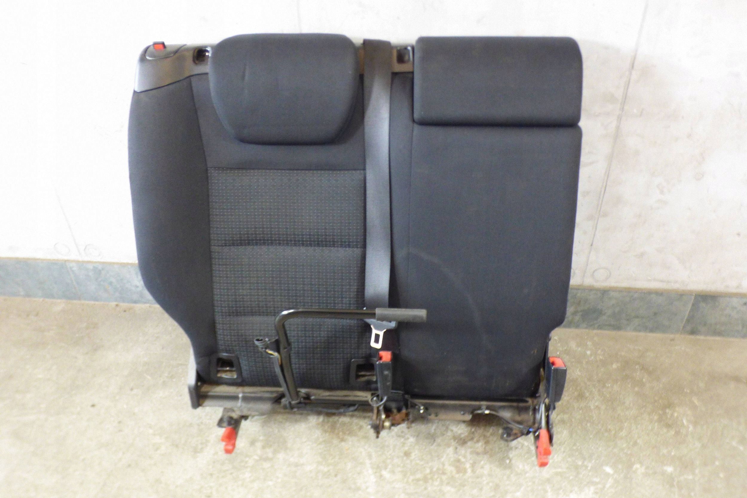 Mercedes B-Klasa W245 Sitz heck hinten