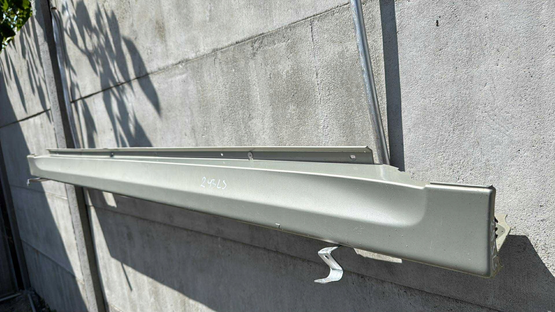 left moulding threshold SAAB 9-3 93 VECTOR ARC colour 293 sedan kombi 02-07 threshold