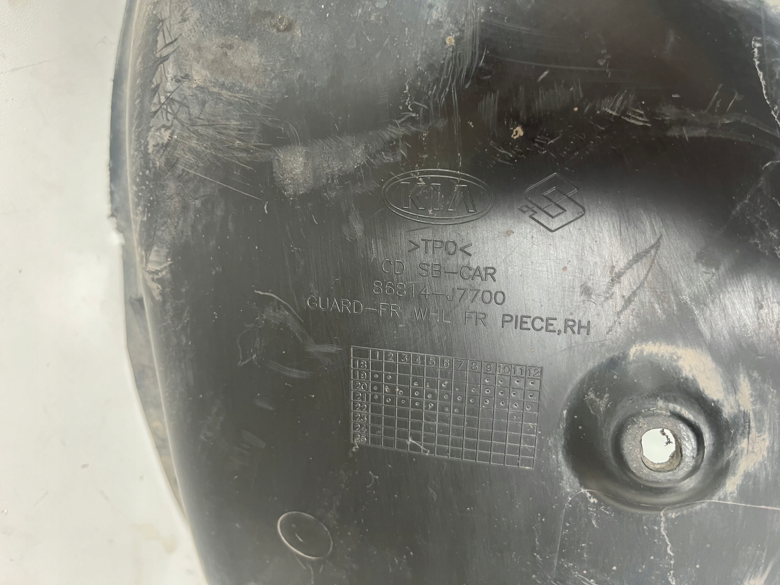 kia PROCEED III 3 18- подкрылок перед Передний правый 86814-J7700